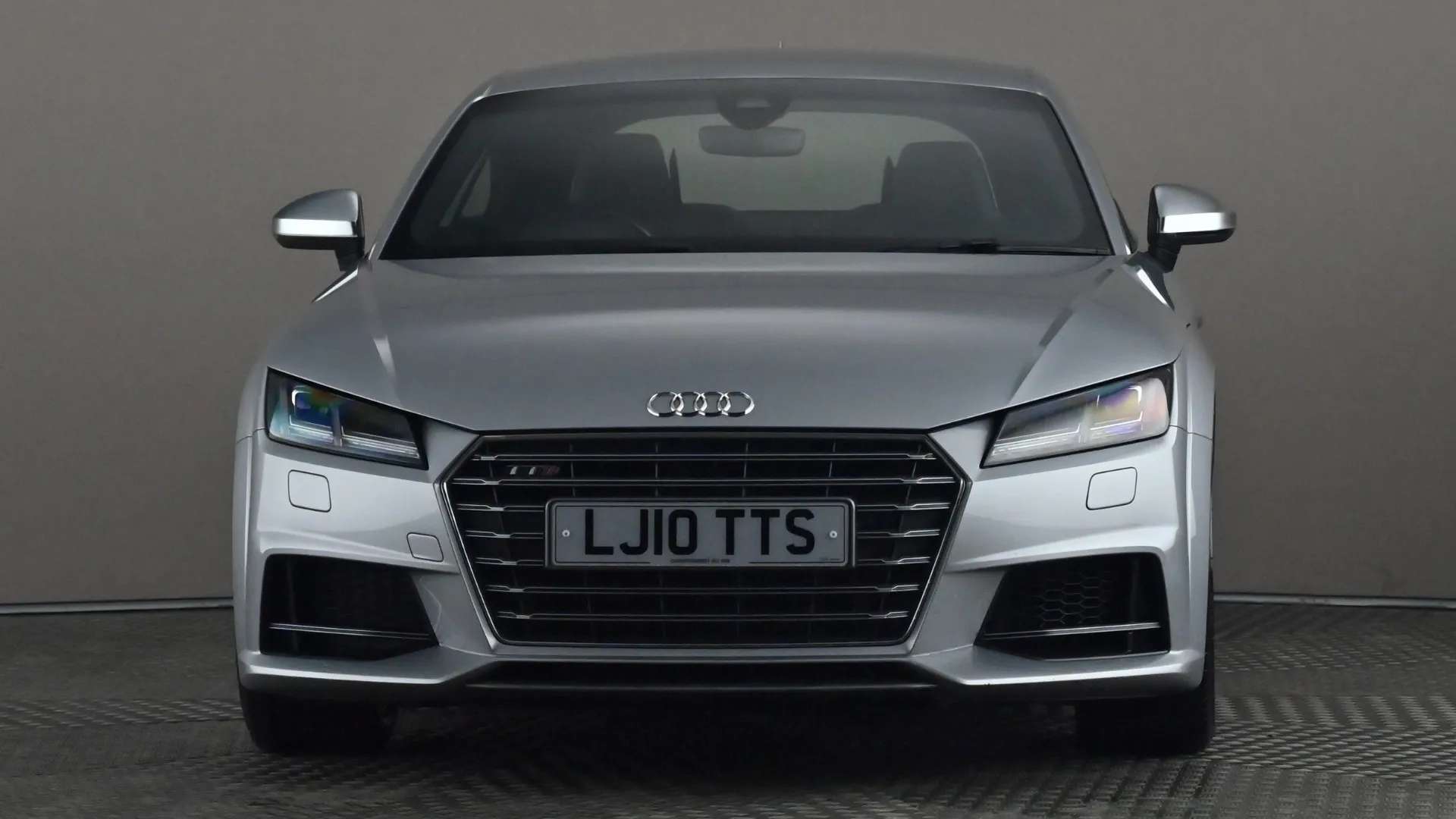 A 2015 AUDI TT 2.0T FSI Quattro TTS S Tronic A 2015 AUDI TT 2.0T FSI Quattro TTS S Tronic