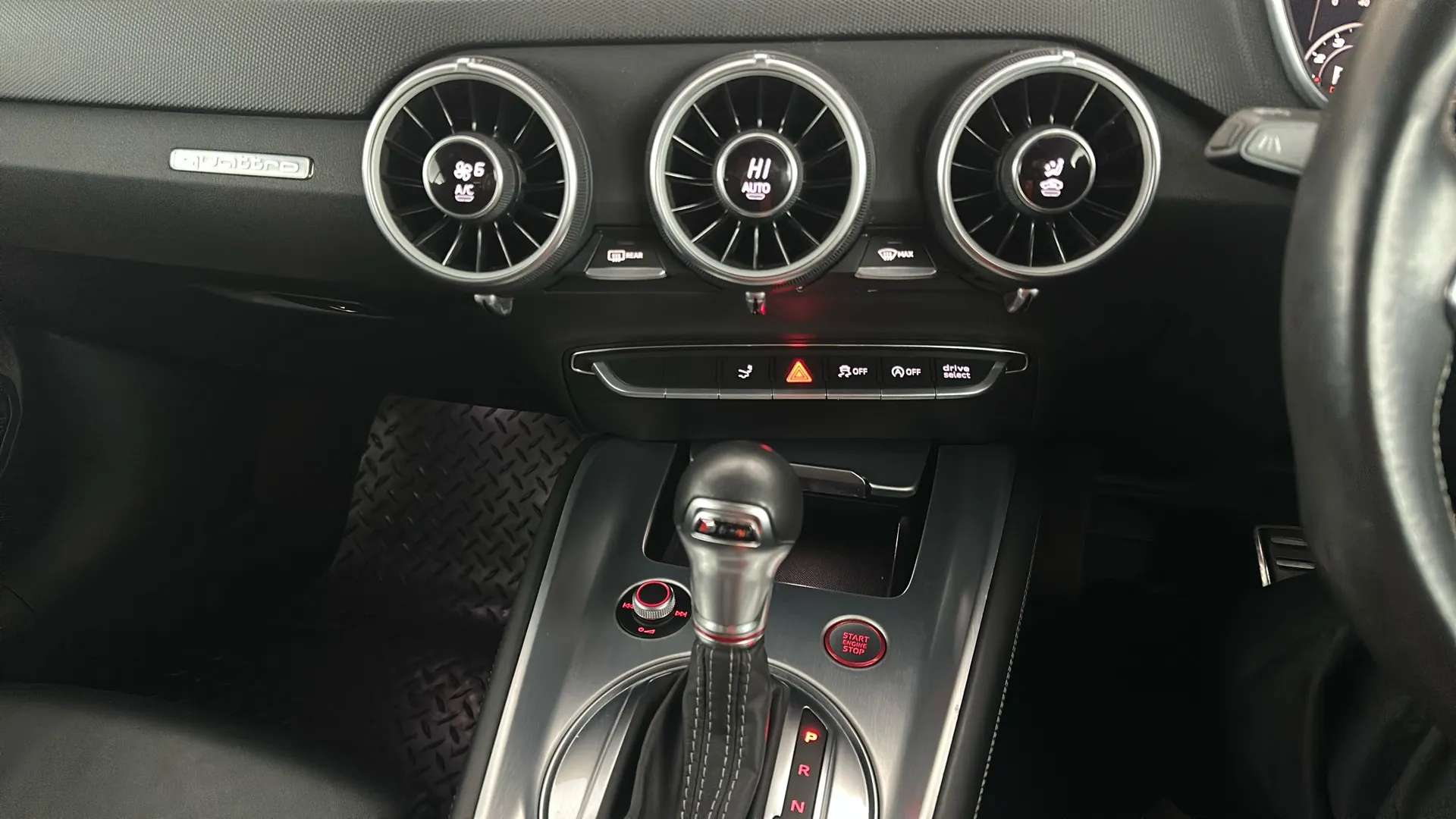 2015 AUDI TT 2015 AUDI TT