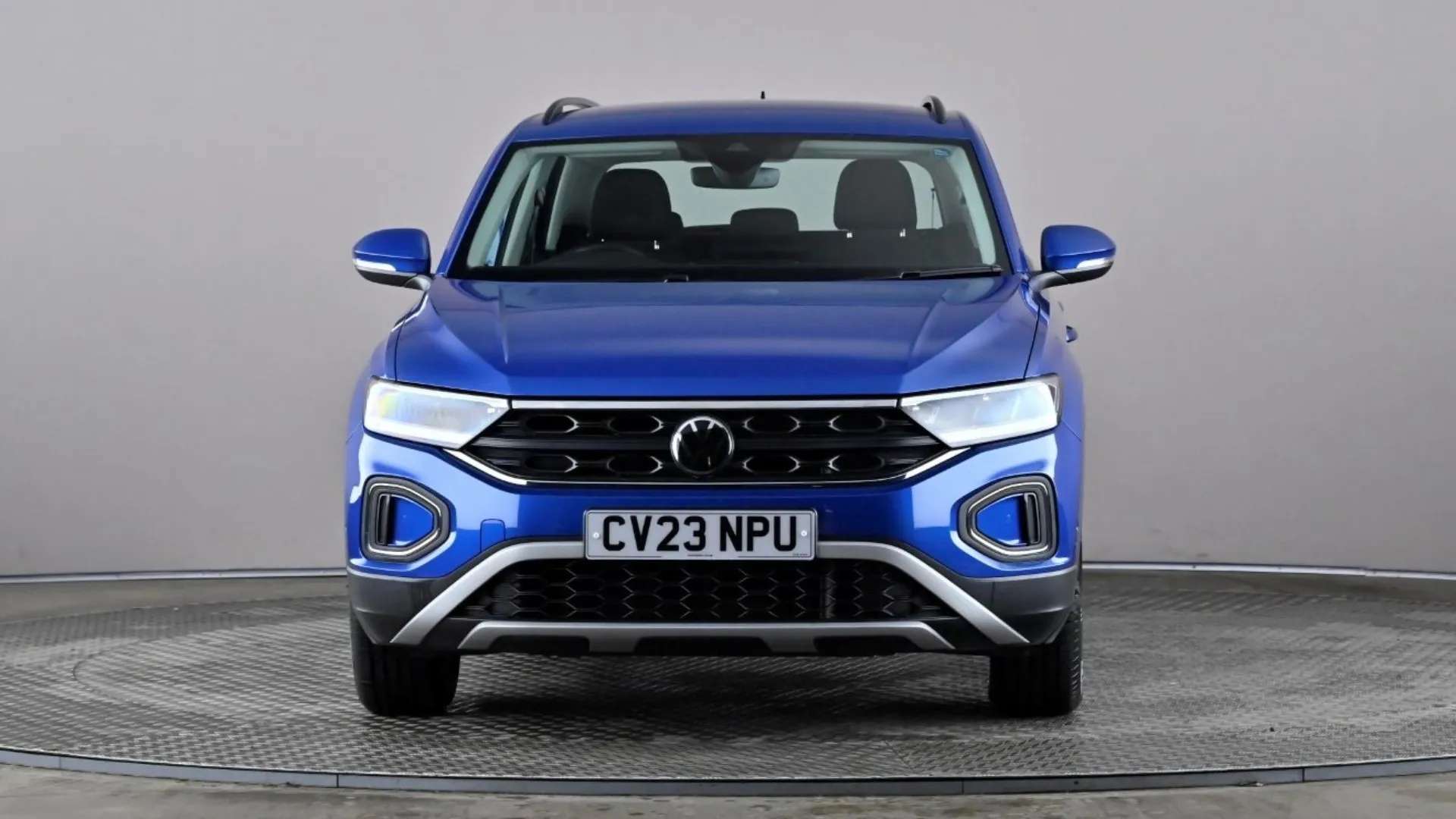 A 2023 VOLKSWAGEN T-ROC 1.0 TSI Life A 2023 VOLKSWAGEN T-ROC 1.0 TSI Life