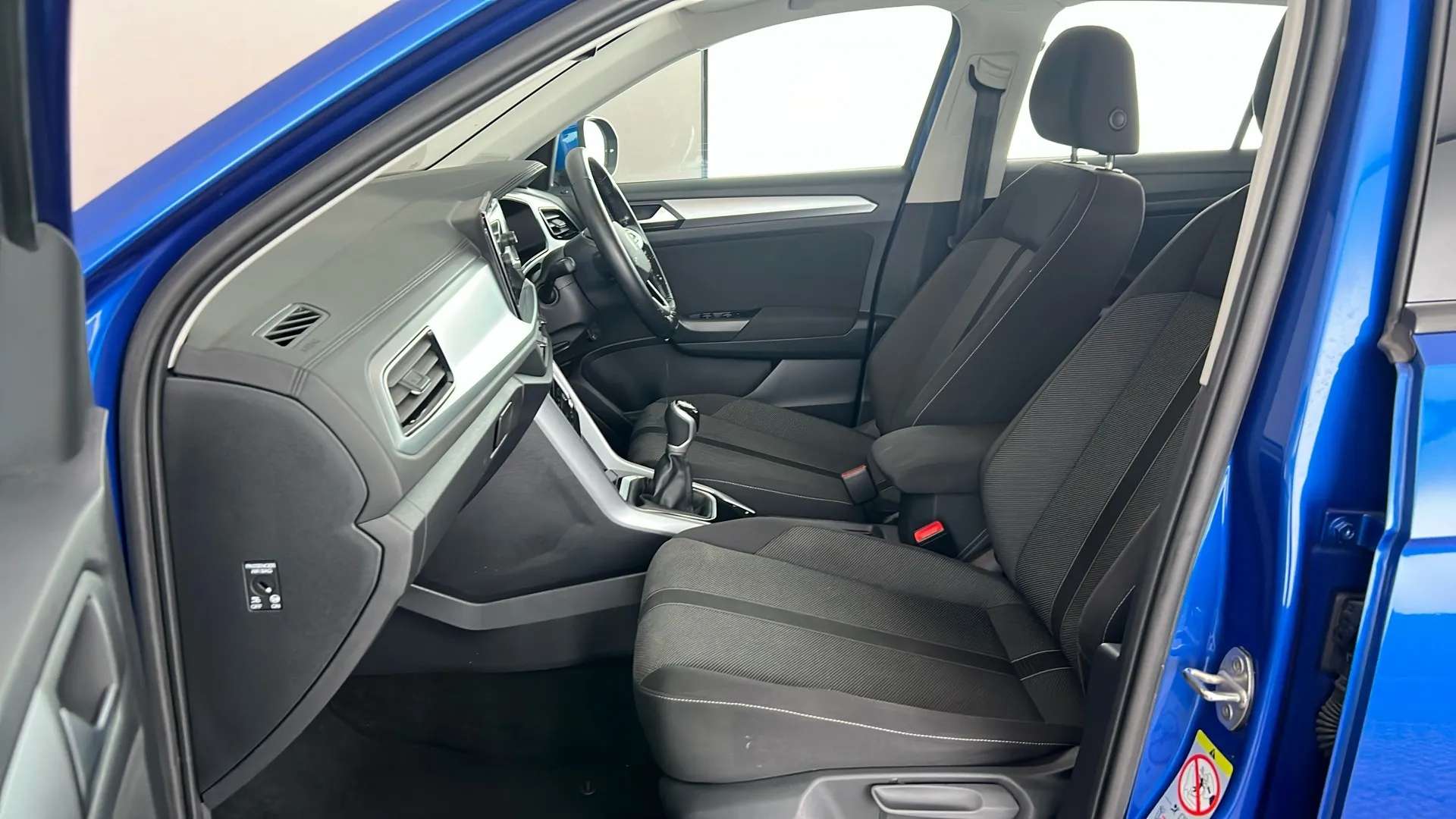 2023 VOLKSWAGEN T-ROC 2023 VOLKSWAGEN T-ROC