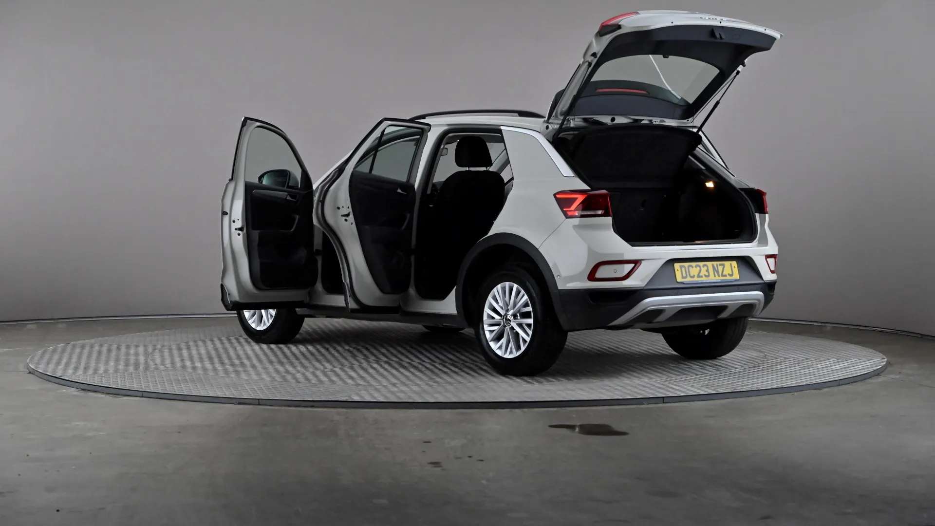 2023 VOLKSWAGEN T-ROC 2023 VOLKSWAGEN T-ROC