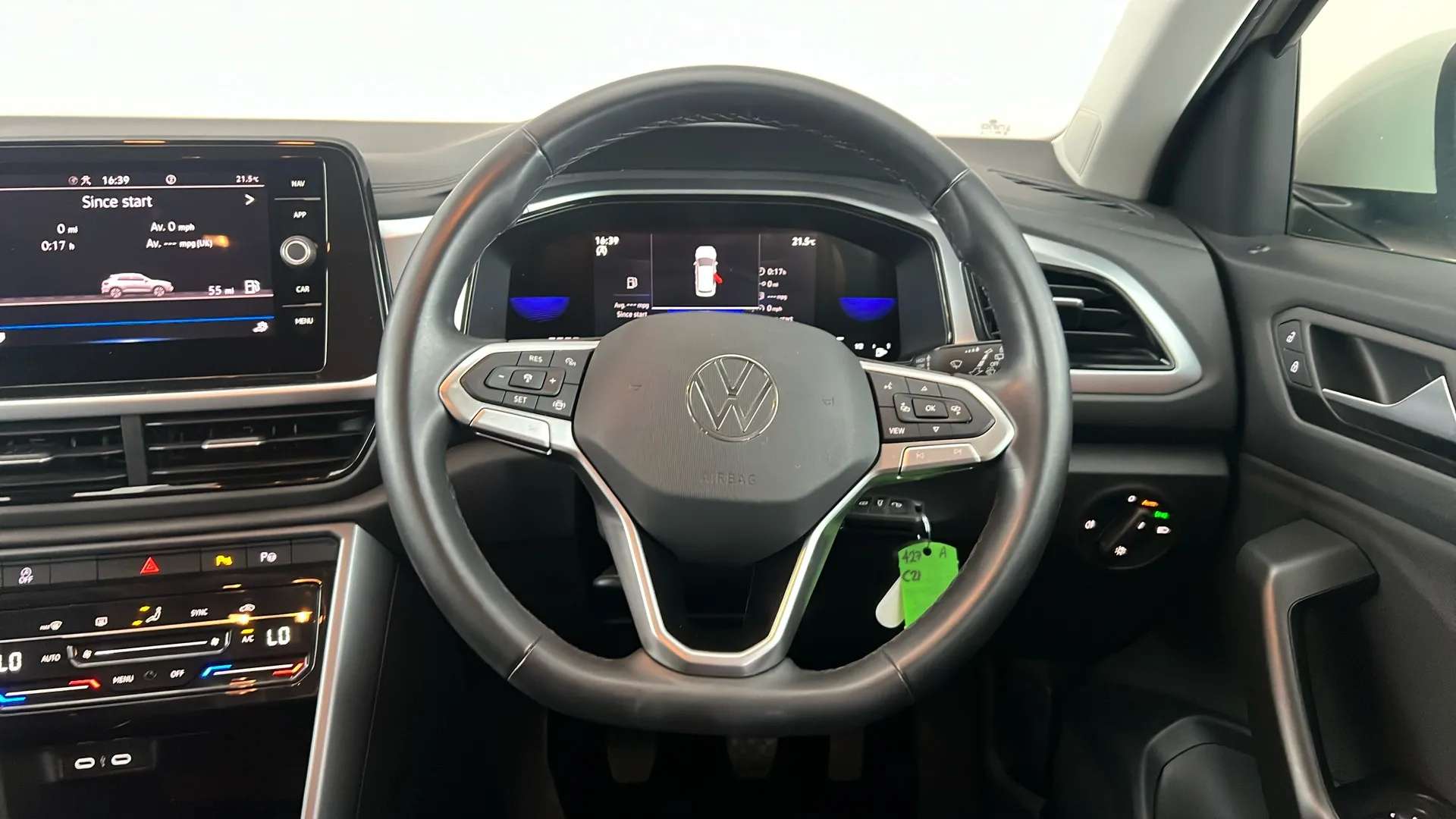 2023 VOLKSWAGEN T-ROC 2023 VOLKSWAGEN T-ROC