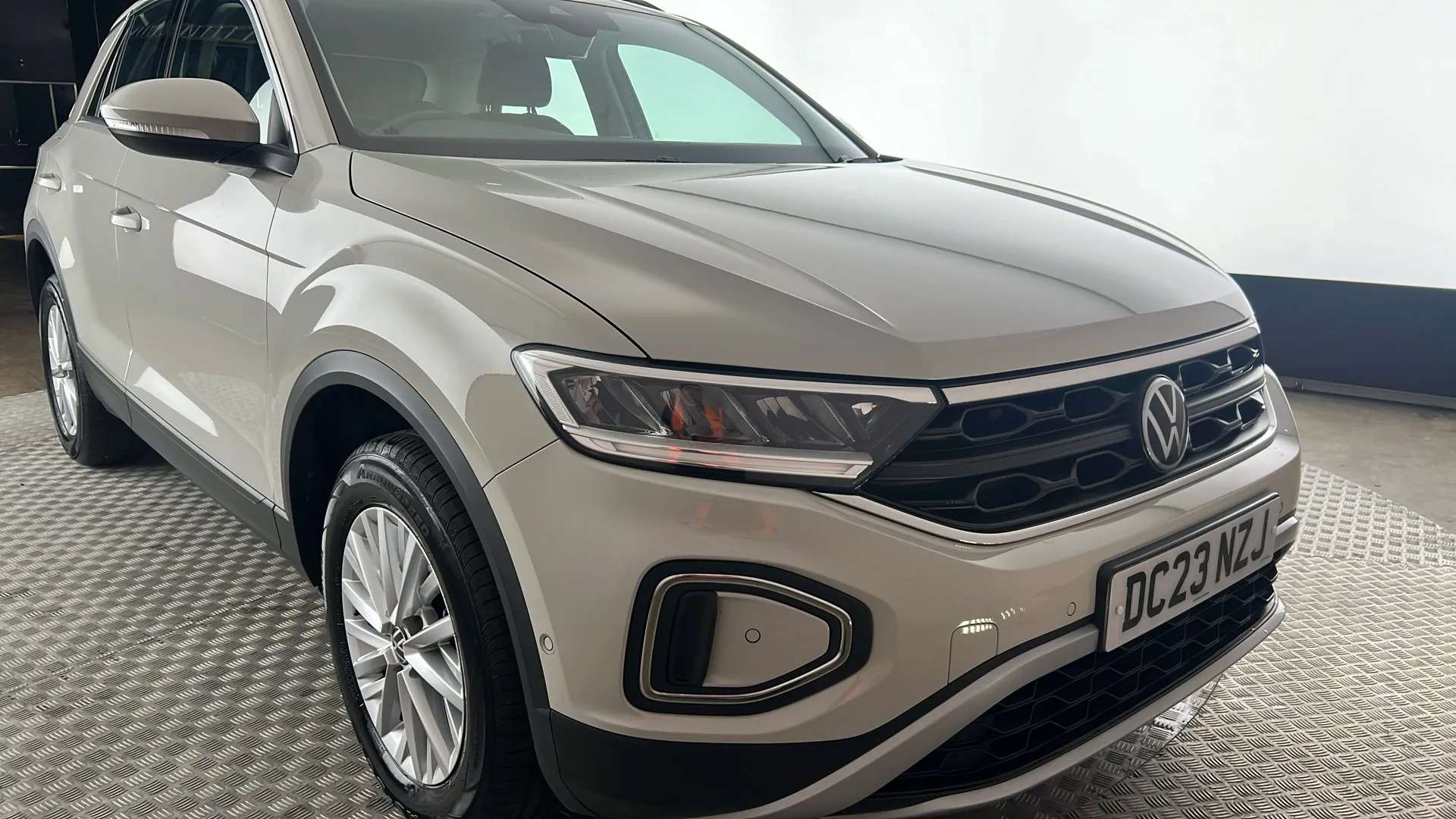 2023 VOLKSWAGEN T-ROC 2023 VOLKSWAGEN T-ROC