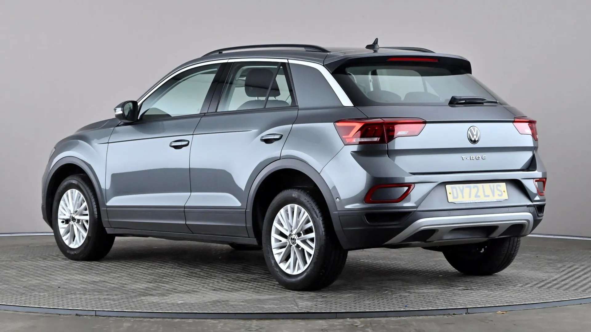 A 2022 VOLKSWAGEN T-ROC 1.0 TSI Life A 2022 VOLKSWAGEN T-ROC 1.0 TSI Life