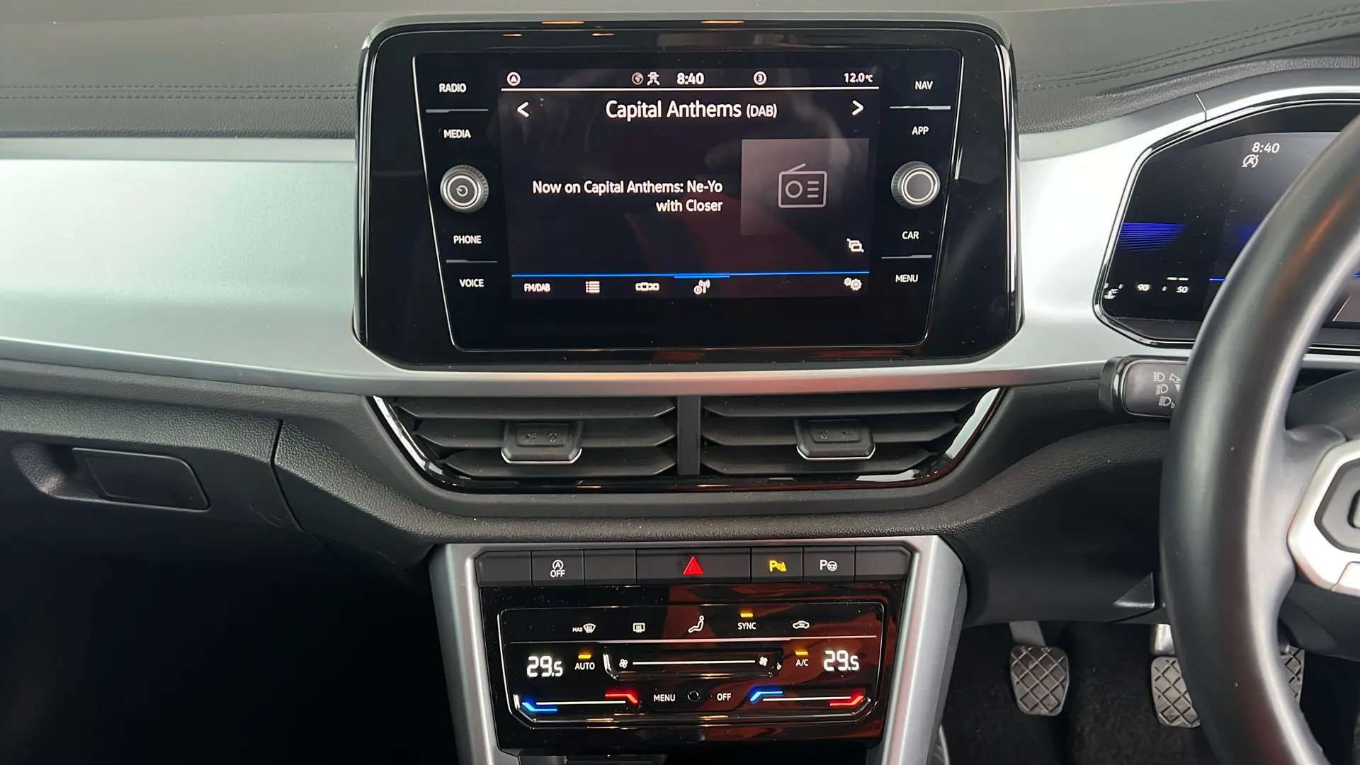 2022 VOLKSWAGEN T-ROC 2022 VOLKSWAGEN T-ROC