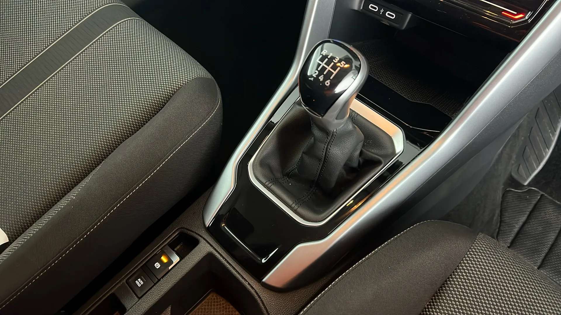 2022 VOLKSWAGEN T-ROC 2022 VOLKSWAGEN T-ROC