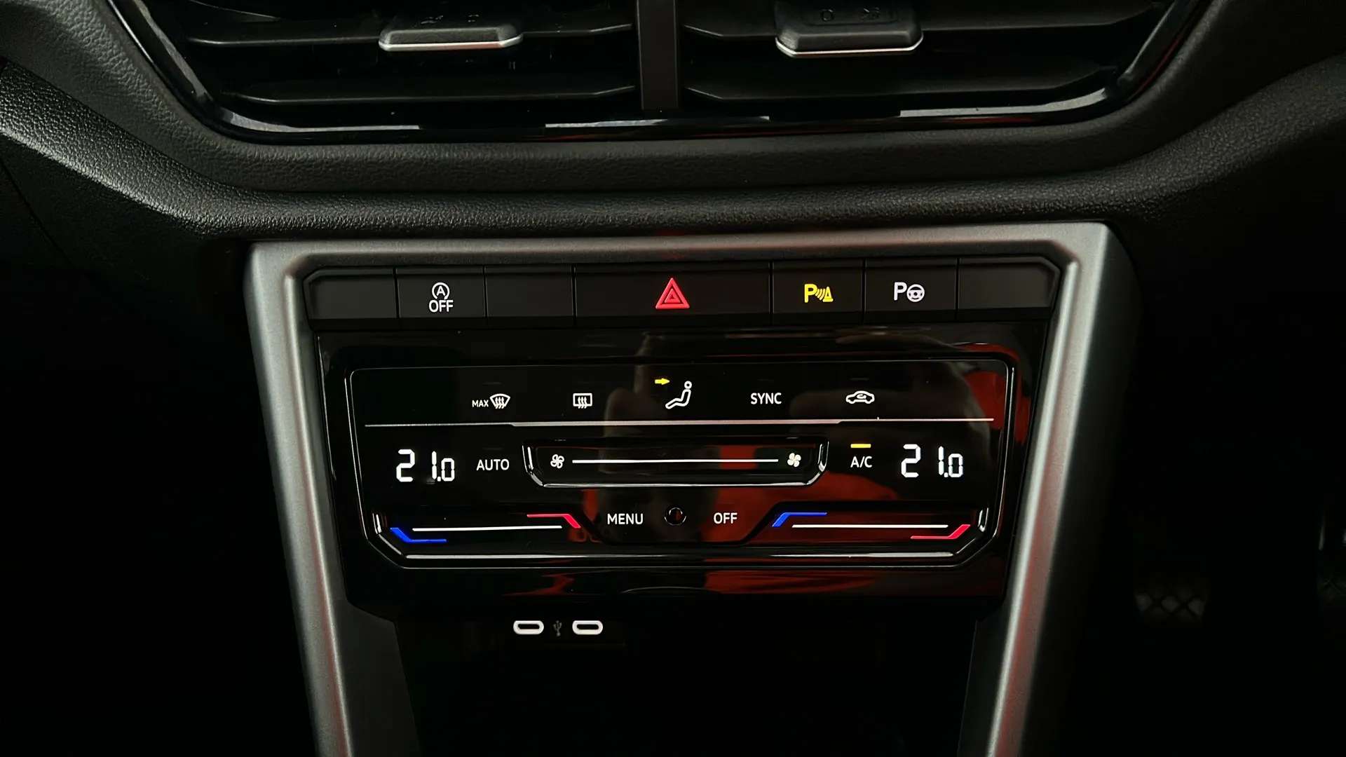 2023 VOLKSWAGEN T-ROC 2023 VOLKSWAGEN T-ROC