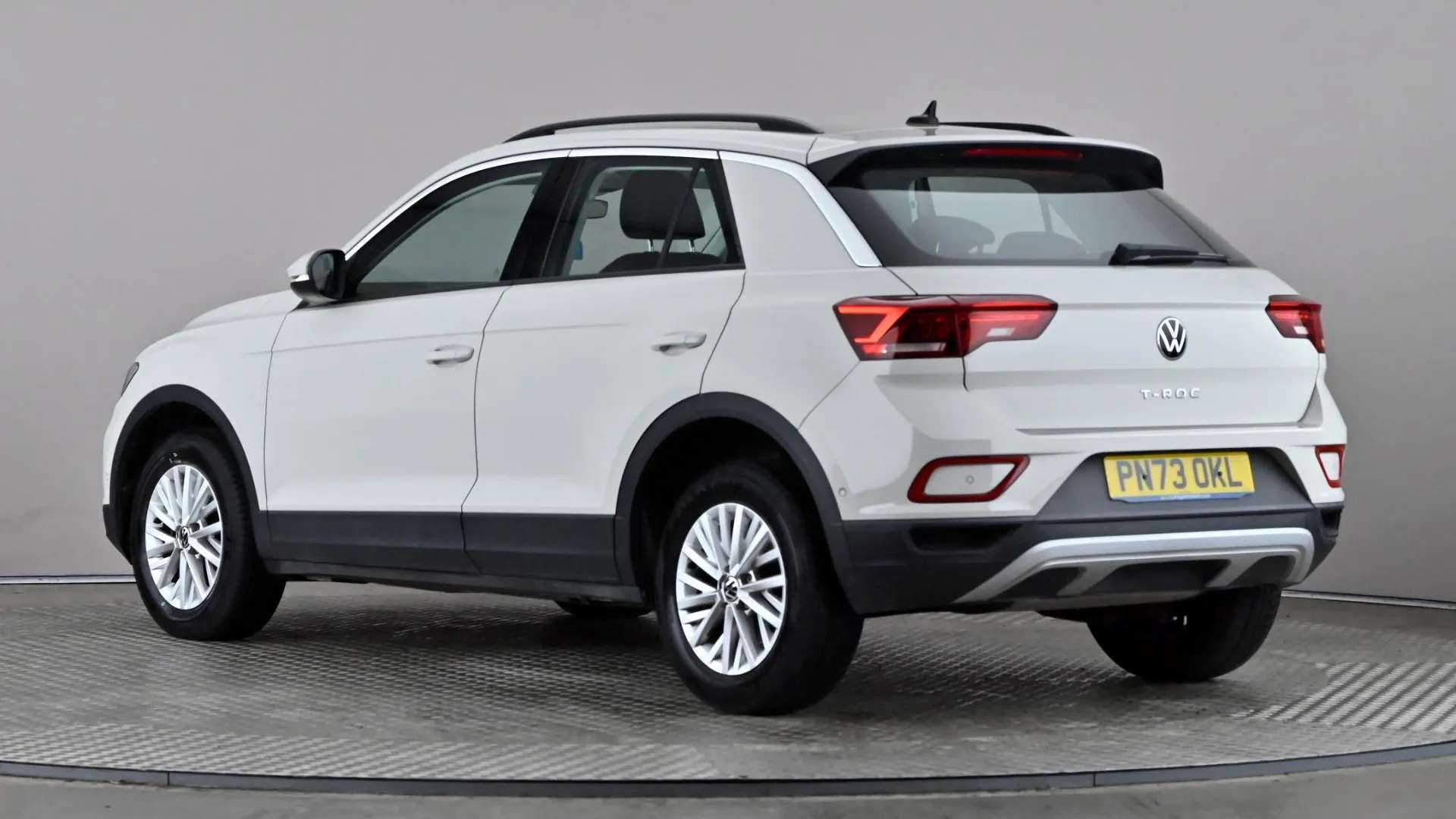 A 2023 VOLKSWAGEN T-ROC 1.0 TSI Life A 2023 VOLKSWAGEN T-ROC 1.0 TSI Life