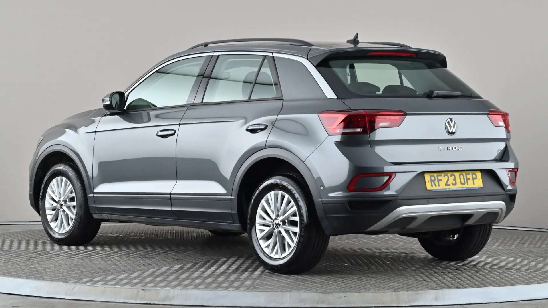 A 2023 VOLKSWAGEN T-ROC 1.0 TSI Life A 2023 VOLKSWAGEN T-ROC 1.0 TSI Life