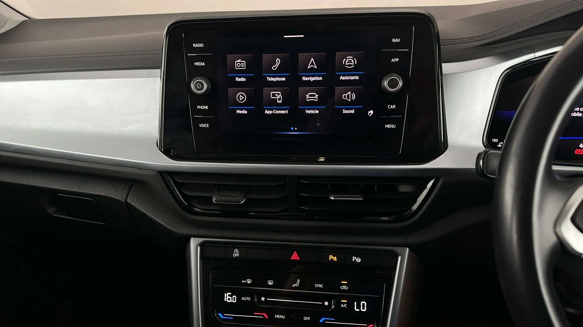 2023 VOLKSWAGEN T-ROC 2023 VOLKSWAGEN T-ROC