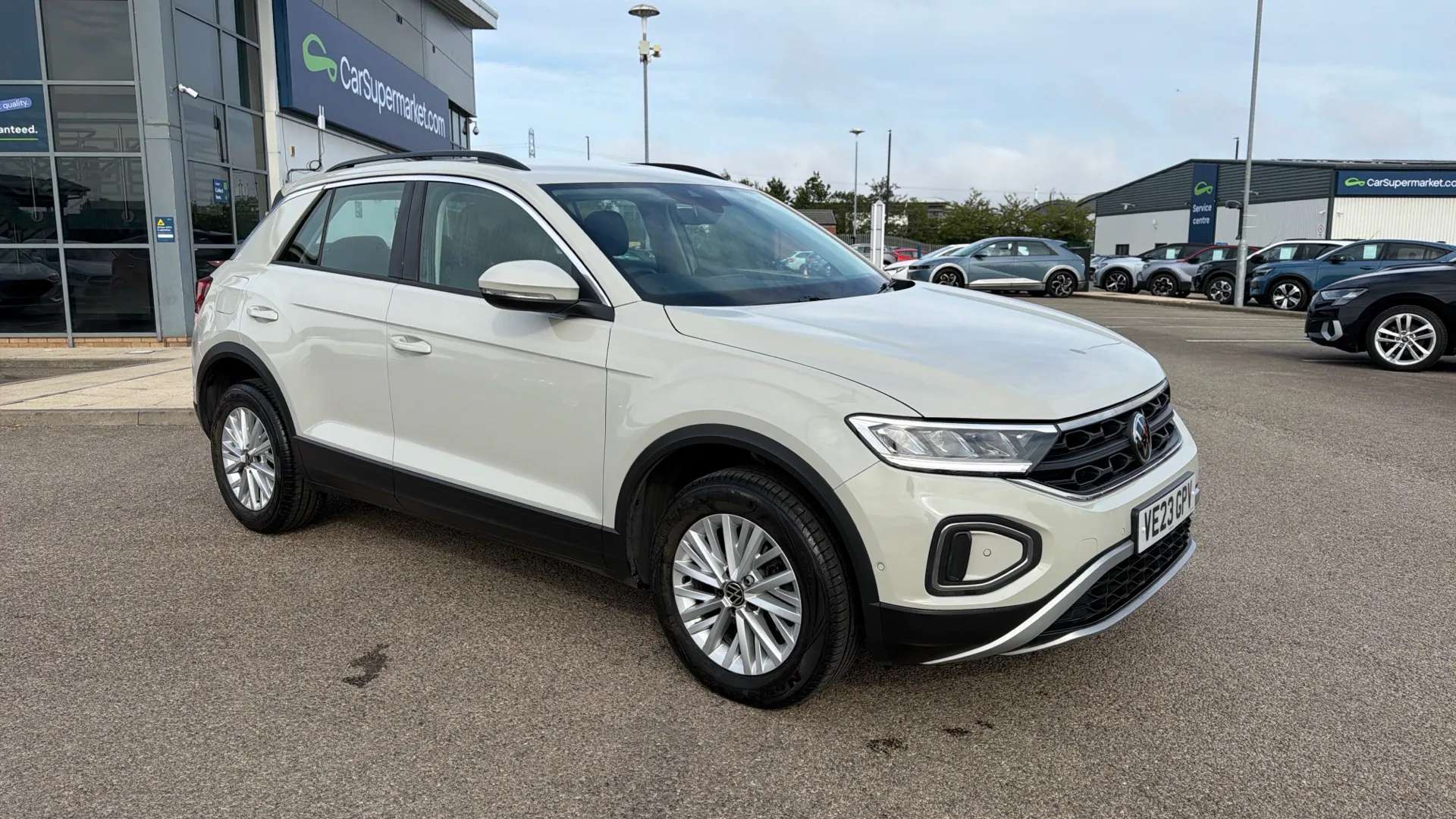 2023 VOLKSWAGEN T-ROC 2023 VOLKSWAGEN T-ROC