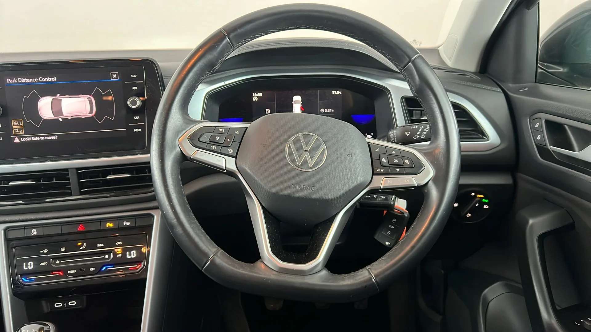 2023 VOLKSWAGEN T-ROC 2023 VOLKSWAGEN T-ROC