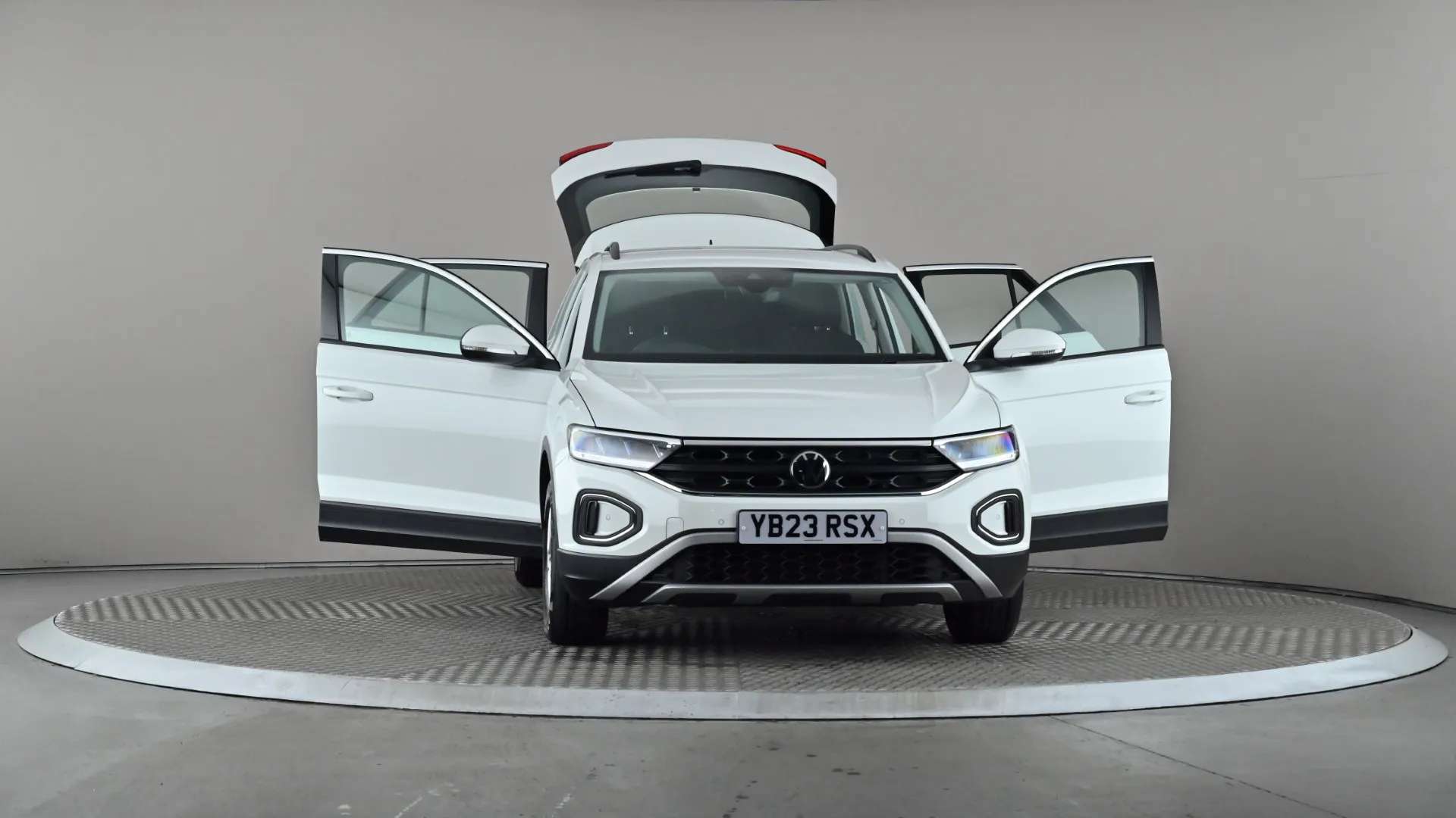 2023 VOLKSWAGEN T-ROC 2023 VOLKSWAGEN T-ROC