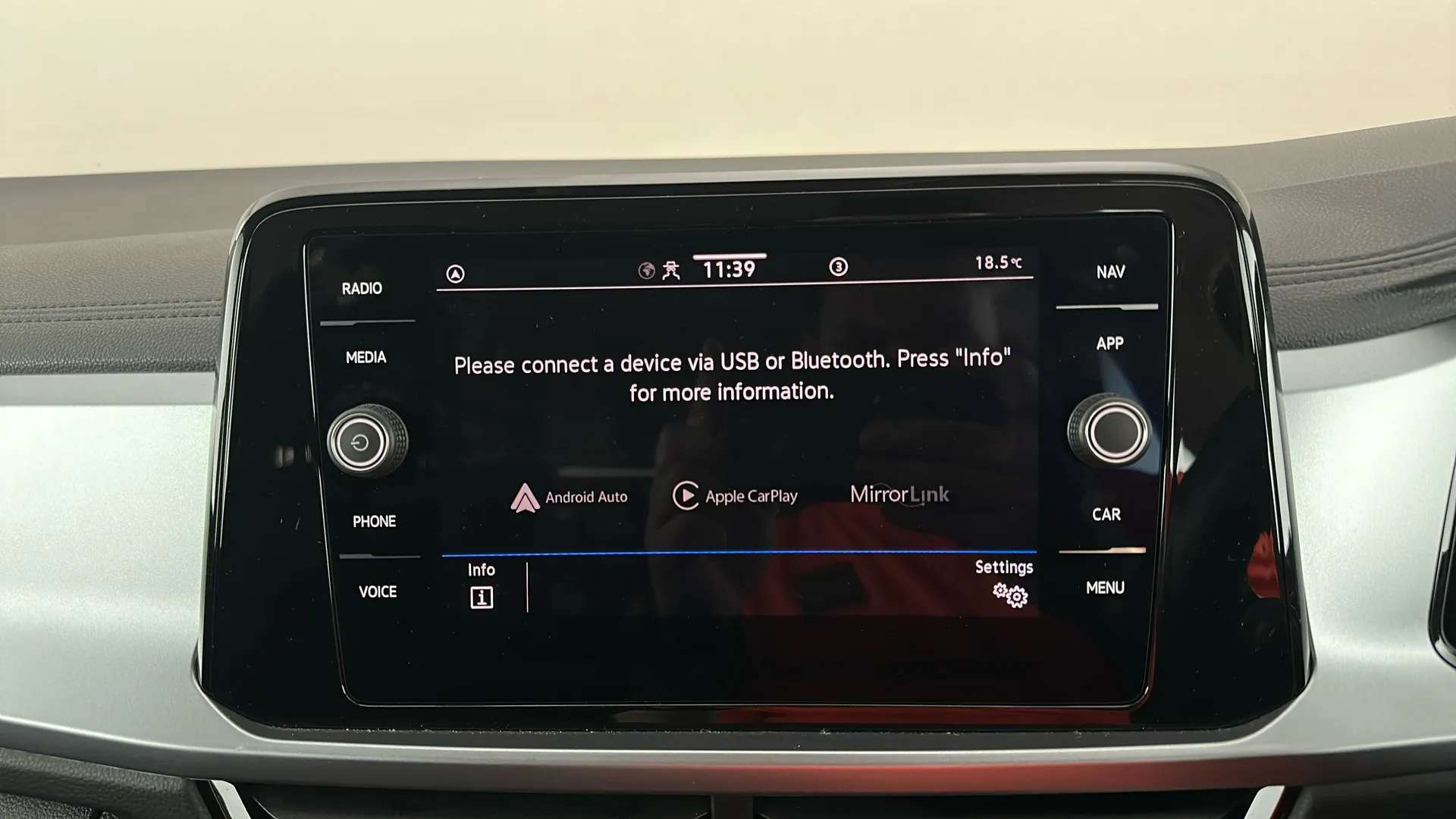 2023 VOLKSWAGEN T-ROC 2023 VOLKSWAGEN T-ROC