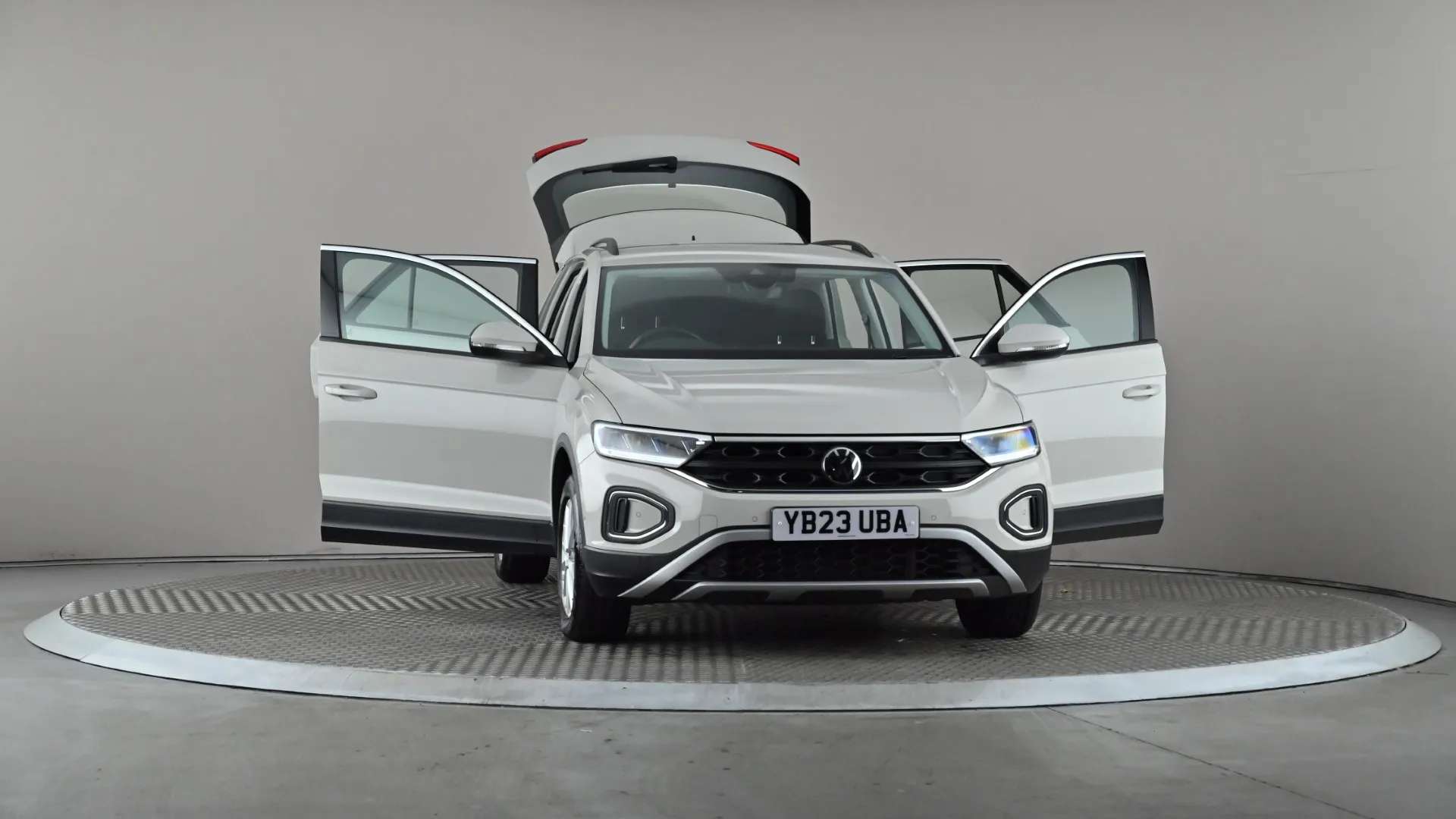 2023 VOLKSWAGEN T-ROC 2023 VOLKSWAGEN T-ROC