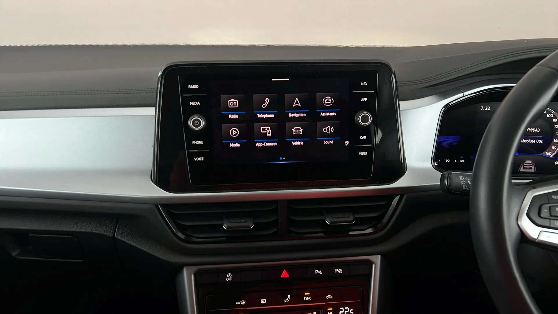 2023 VOLKSWAGEN T-ROC 2023 VOLKSWAGEN T-ROC
