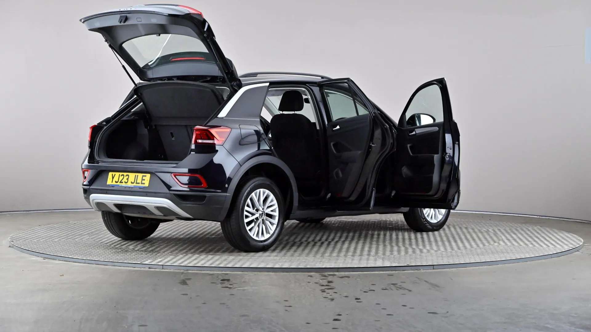 2023 VOLKSWAGEN T-ROC 2023 VOLKSWAGEN T-ROC