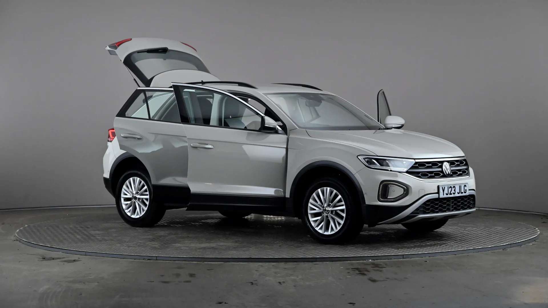 2023 VOLKSWAGEN T-ROC 2023 VOLKSWAGEN T-ROC