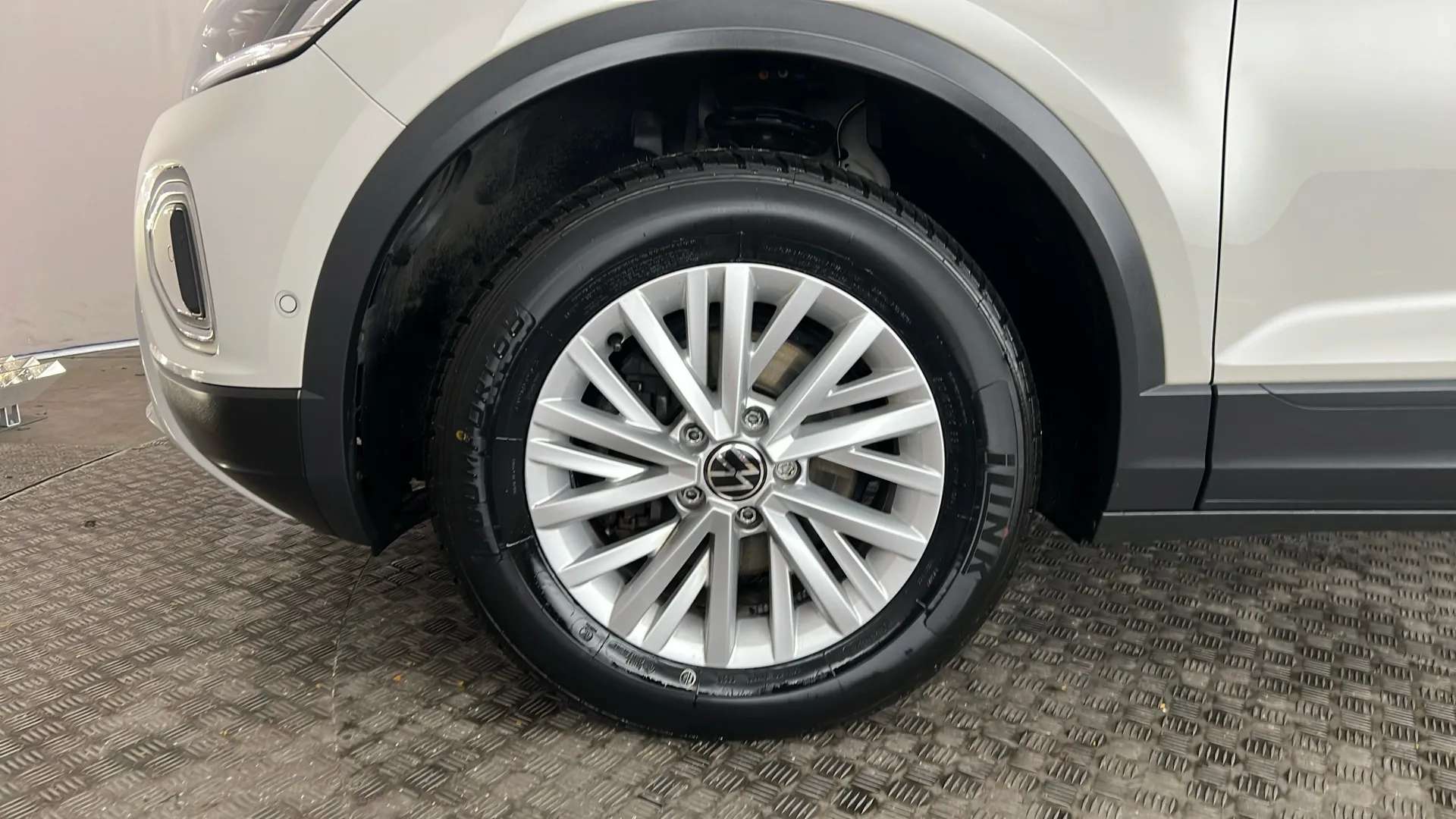 2023 VOLKSWAGEN T-ROC 2023 VOLKSWAGEN T-ROC