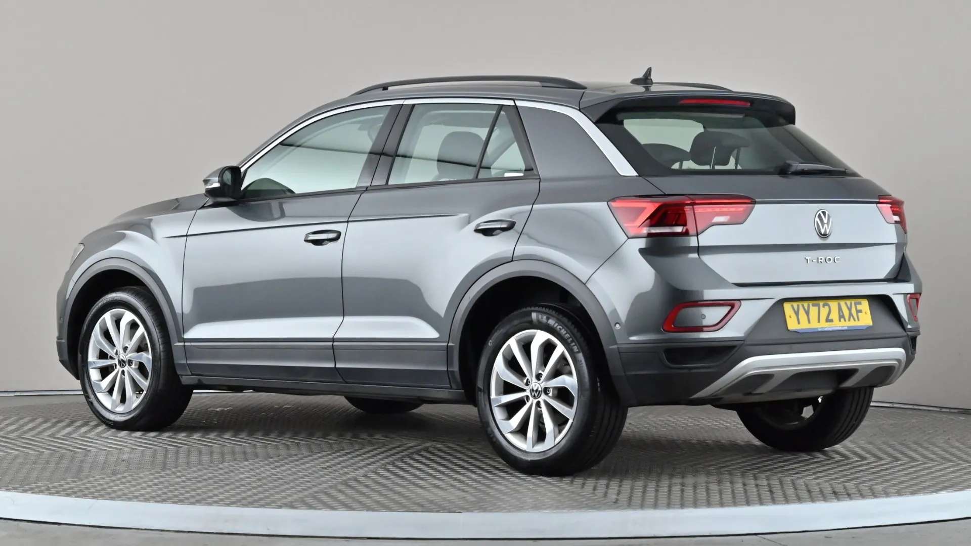 A 2022 VOLKSWAGEN T-ROC 1.0 TSI Life A 2022 VOLKSWAGEN T-ROC 1.0 TSI Life