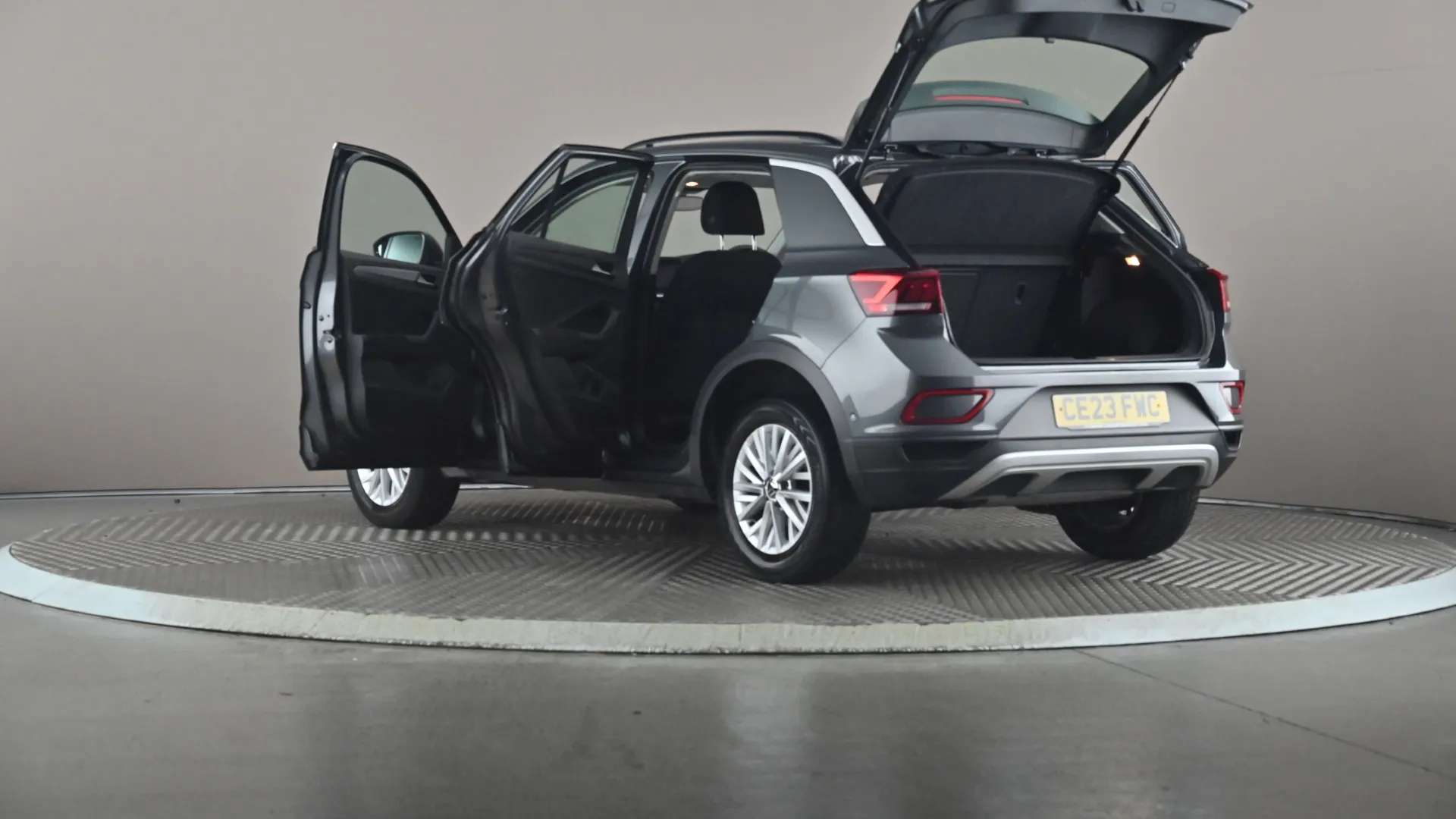 2023 VOLKSWAGEN T-ROC 2023 VOLKSWAGEN T-ROC