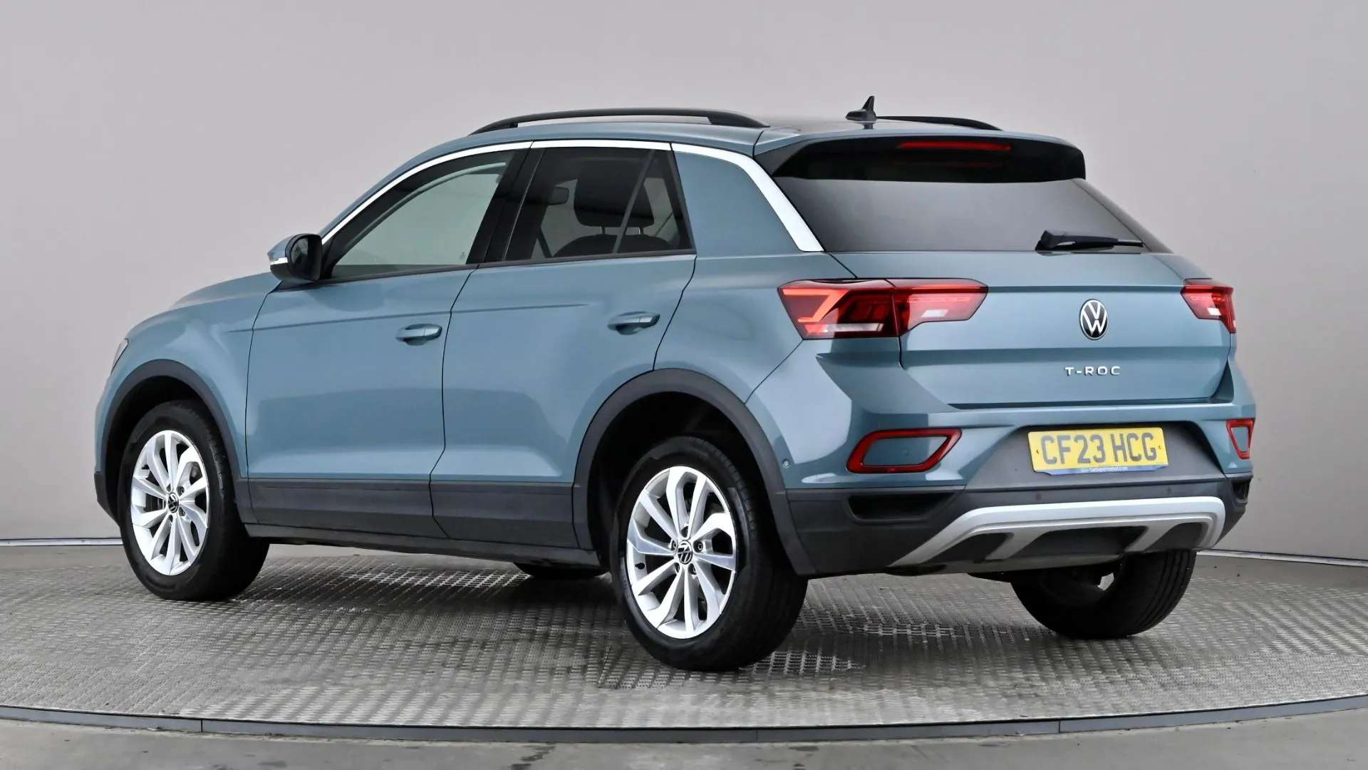 A 2023 VOLKSWAGEN T-ROC 1.5 TSI Life A 2023 VOLKSWAGEN T-ROC 1.5 TSI Life