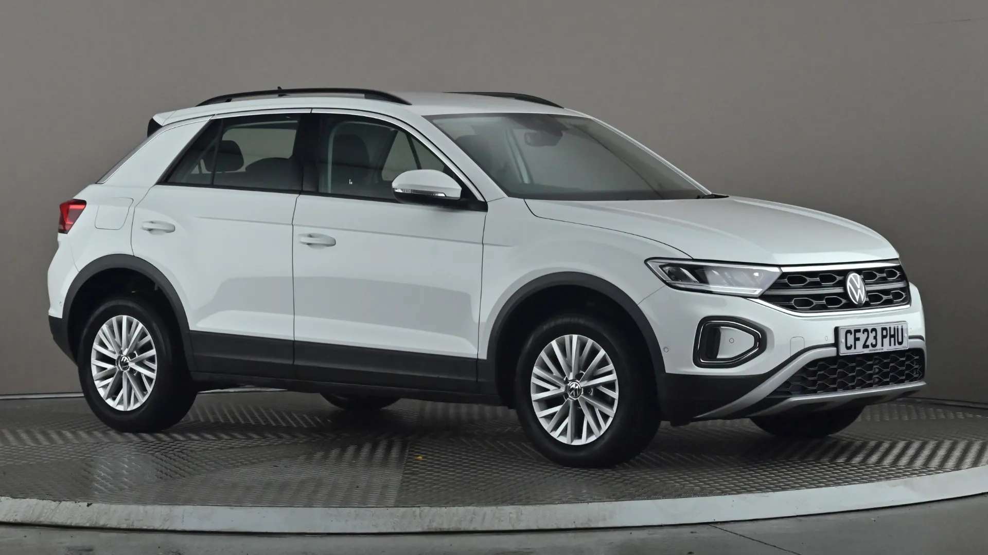 A 2023 VOLKSWAGEN T-ROC 1.5 TSI Life A 2023 VOLKSWAGEN T-ROC 1.5 TSI Life