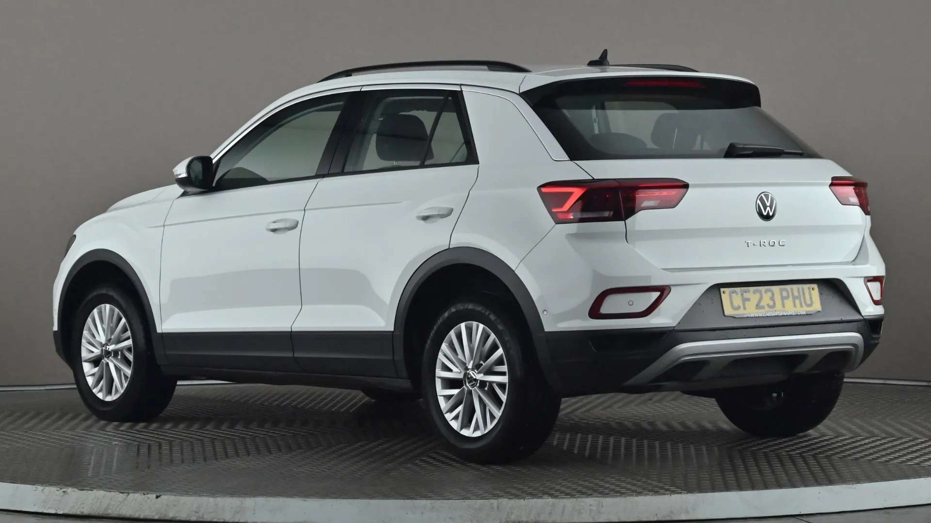 A 2023 VOLKSWAGEN T-ROC 1.5 TSI Life A 2023 VOLKSWAGEN T-ROC 1.5 TSI Life