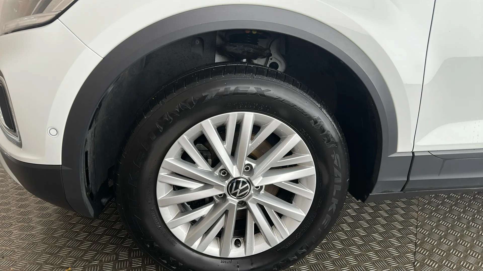 2023 VOLKSWAGEN T-ROC 2023 VOLKSWAGEN T-ROC