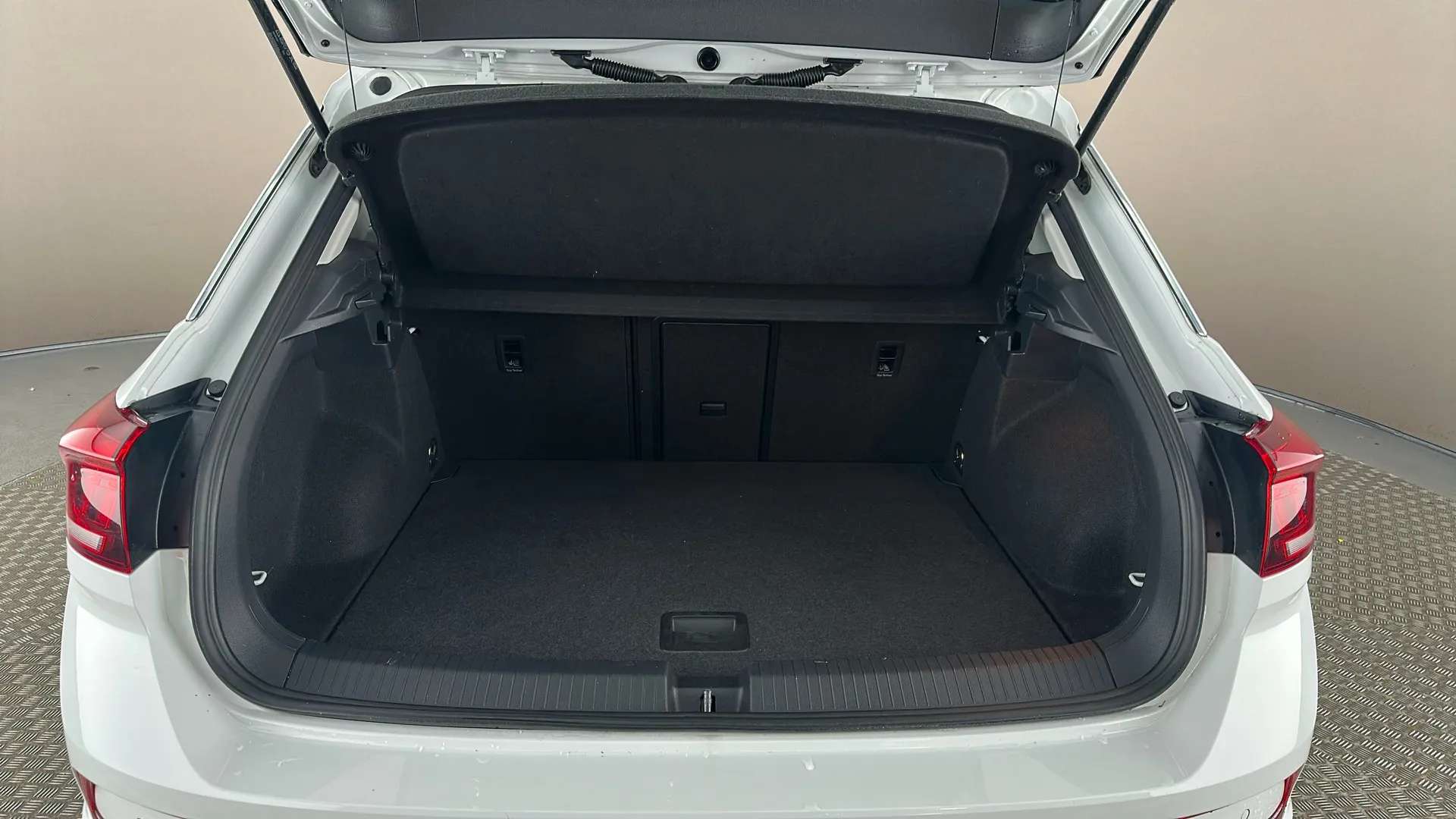 2023 VOLKSWAGEN T-ROC 2023 VOLKSWAGEN T-ROC