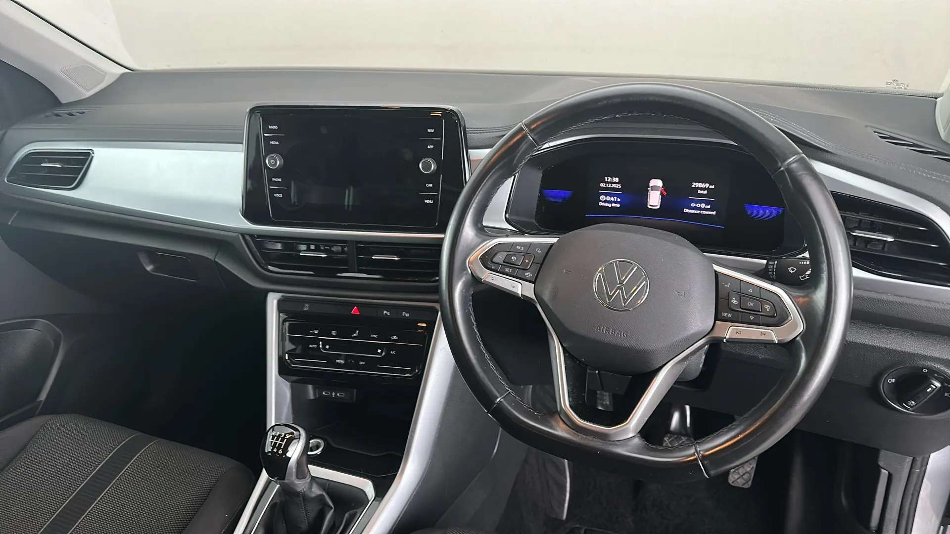 2024 VOLKSWAGEN T-ROC 2024 VOLKSWAGEN T-ROC