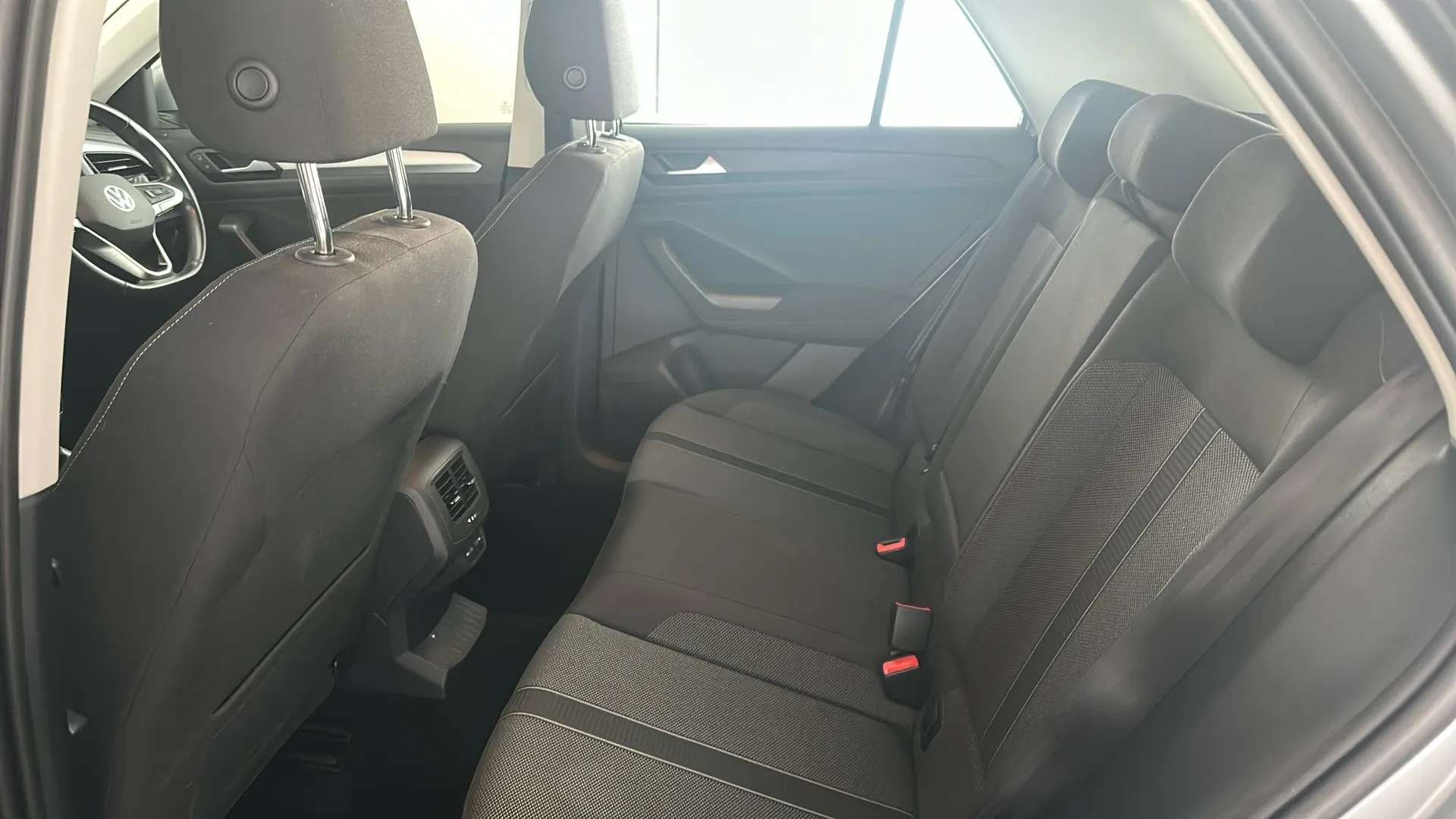 2024 VOLKSWAGEN T-ROC 2024 VOLKSWAGEN T-ROC