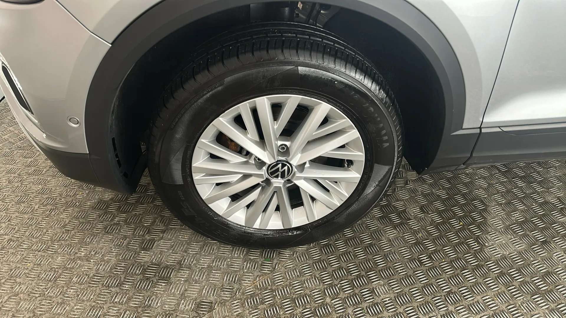 2024 VOLKSWAGEN T-ROC 2024 VOLKSWAGEN T-ROC