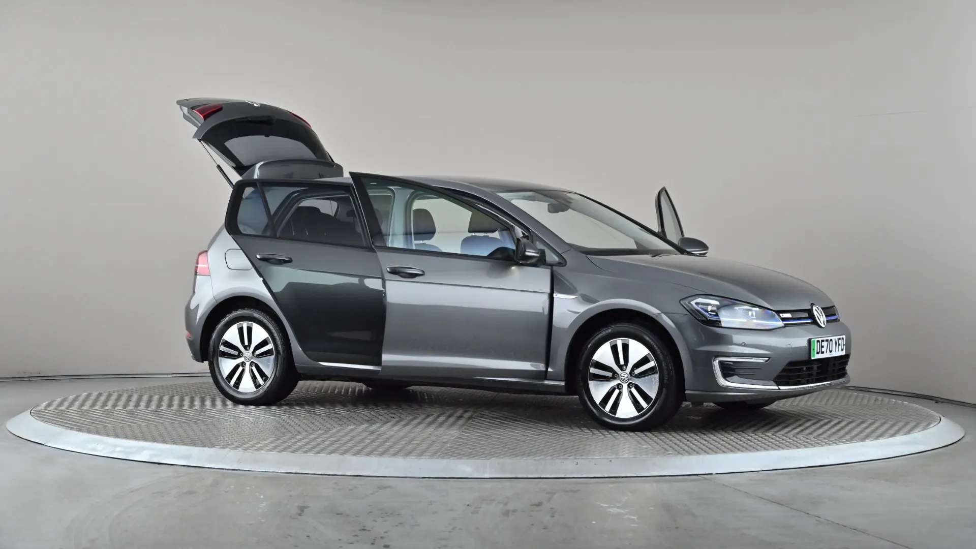 2020 VOLKSWAGEN GOLF 2020 VOLKSWAGEN GOLF