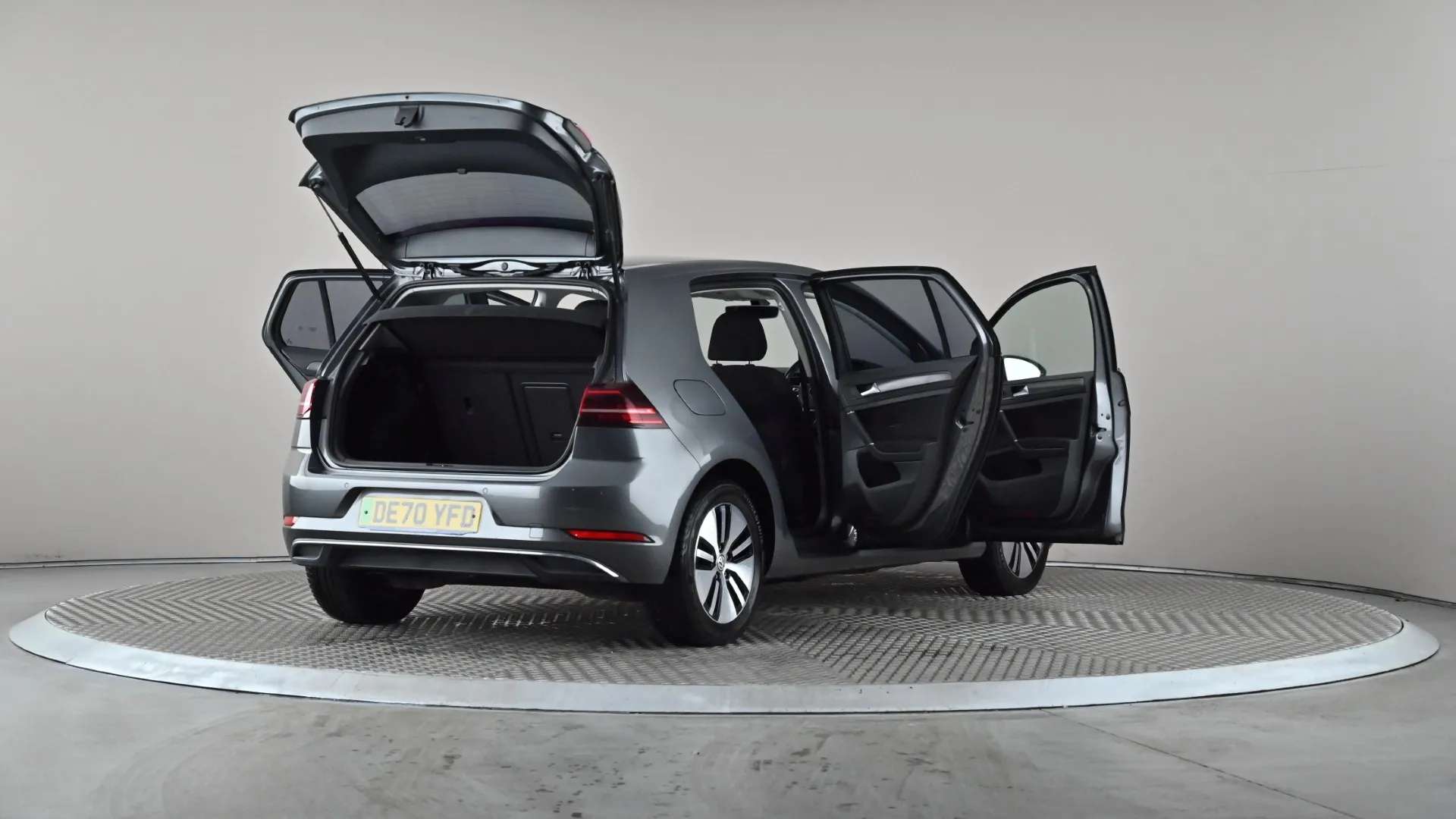 2020 VOLKSWAGEN GOLF 2020 VOLKSWAGEN GOLF