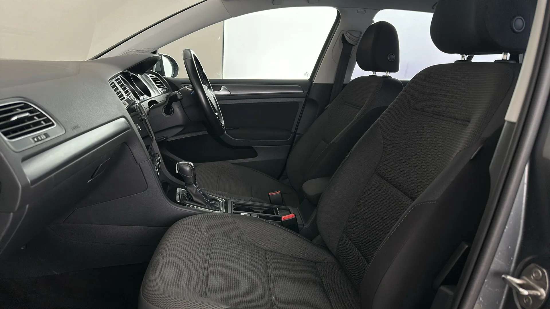2020 VOLKSWAGEN GOLF 2020 VOLKSWAGEN GOLF