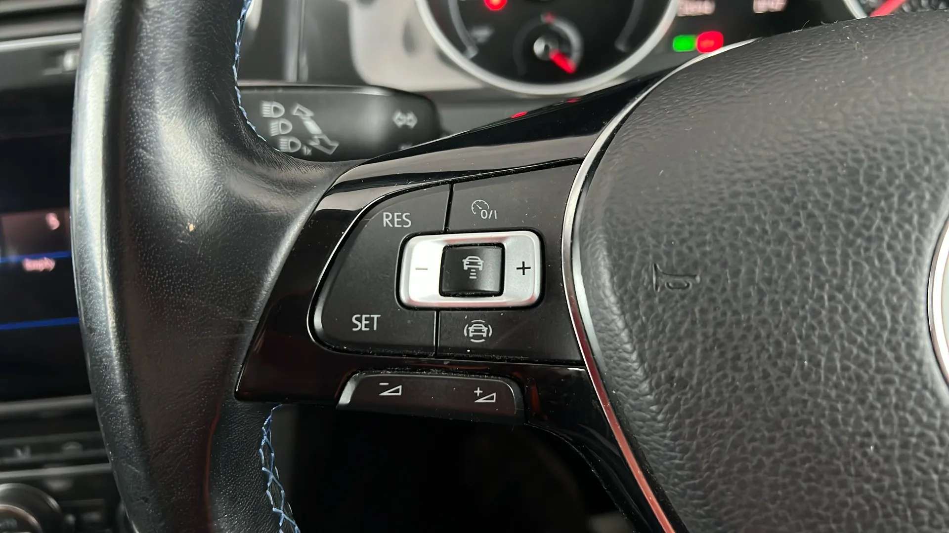 2019 VOLKSWAGEN GOLF 2019 VOLKSWAGEN GOLF