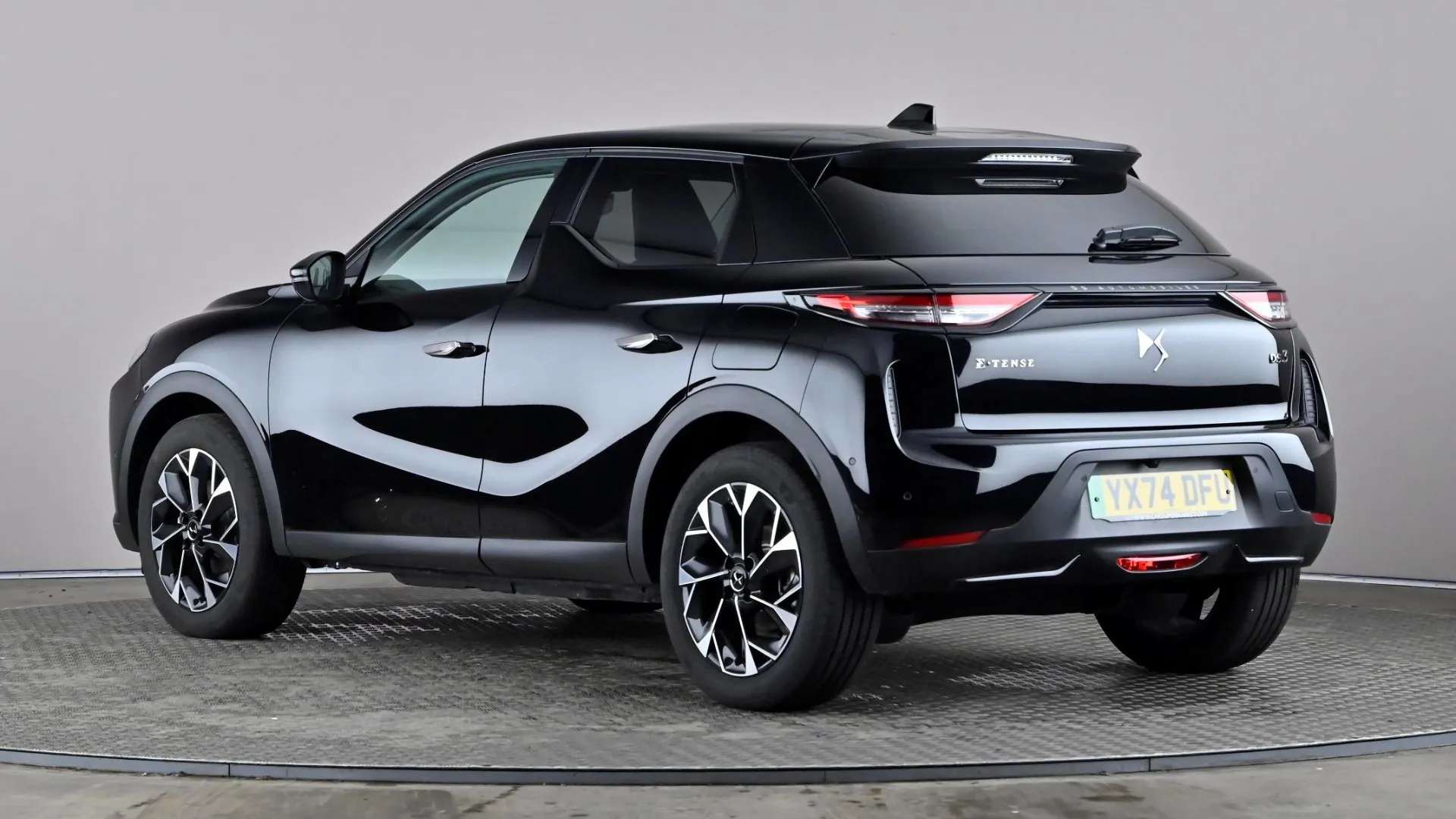 A 2025 DS DS 3 115kW E-TENSE Rivoli 54kWh Auto A 2025 DS DS 3 115kW E-TENSE Rivoli 54kWh Auto