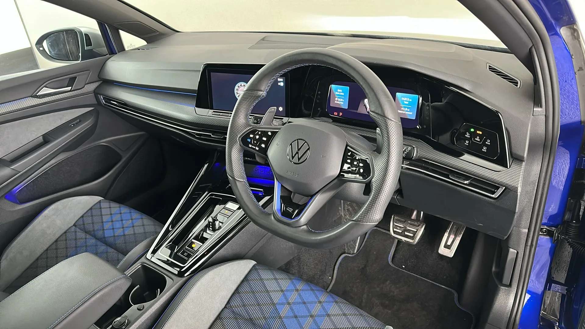 2024 VOLKSWAGEN GOLF 2024 VOLKSWAGEN GOLF