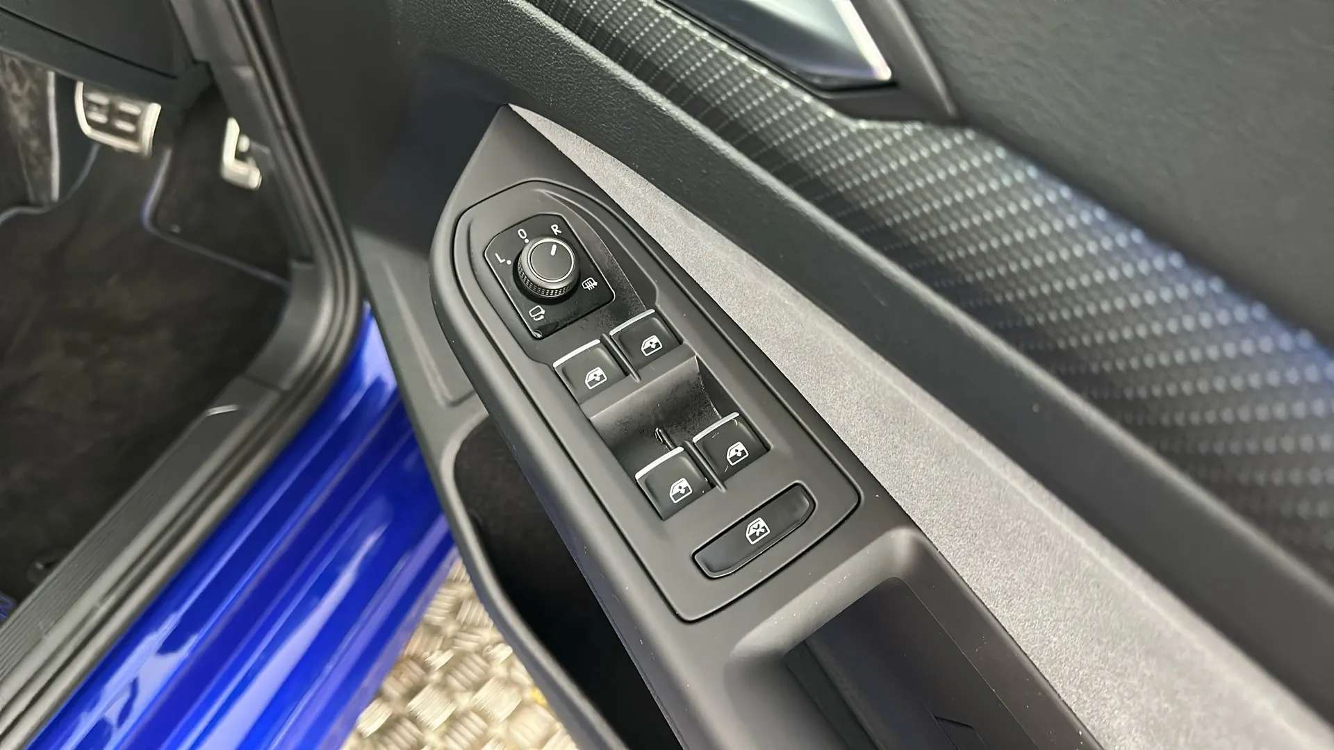 2024 VOLKSWAGEN GOLF 2024 VOLKSWAGEN GOLF