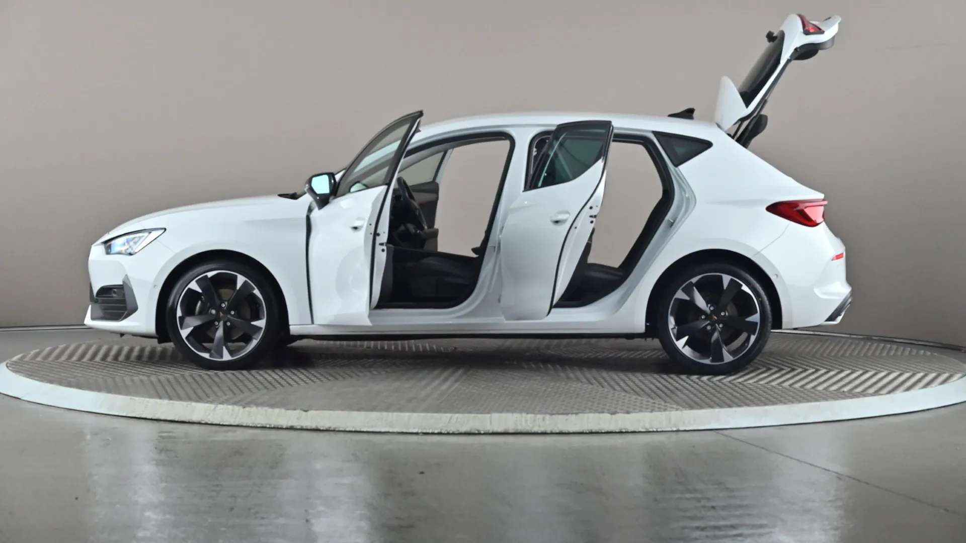 2023 CUPRA LEON 2023 CUPRA LEON