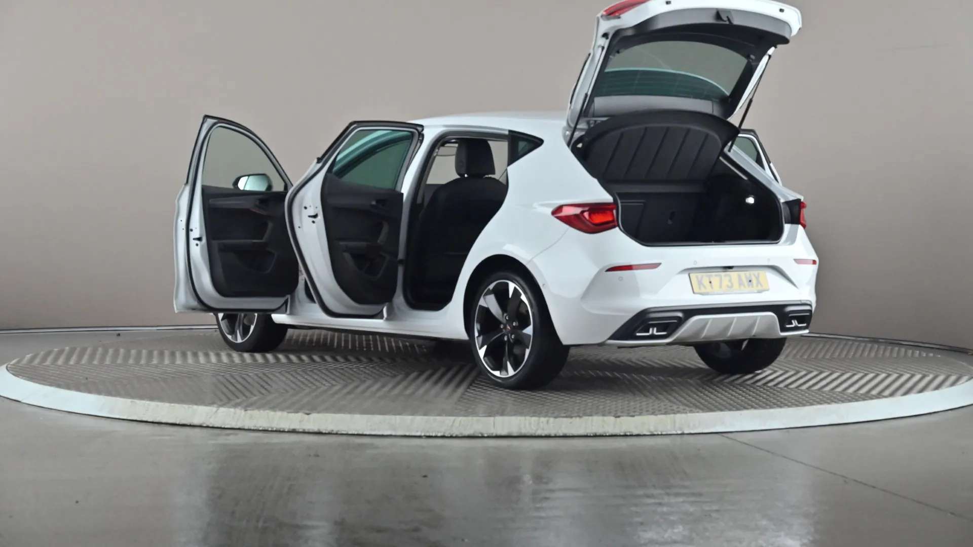 2023 CUPRA LEON 2023 CUPRA LEON