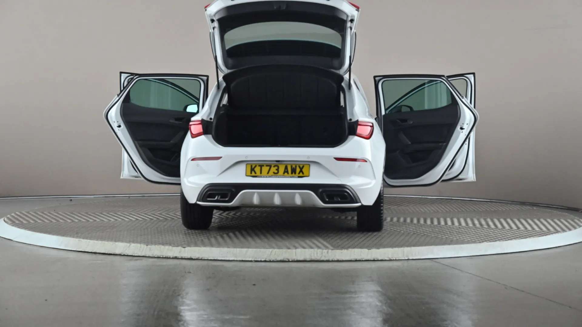 2023 CUPRA LEON 2023 CUPRA LEON