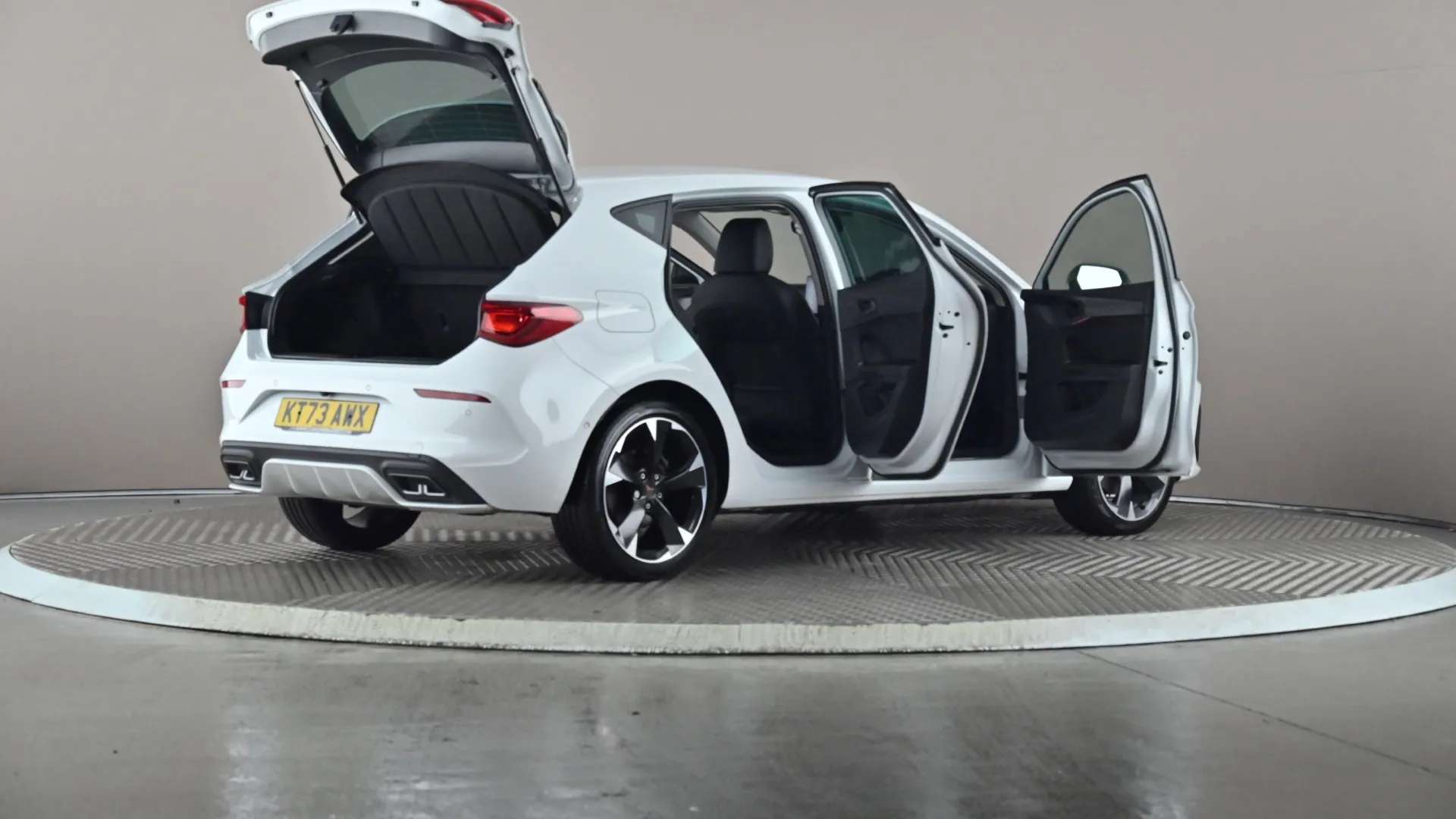 2023 CUPRA LEON 2023 CUPRA LEON