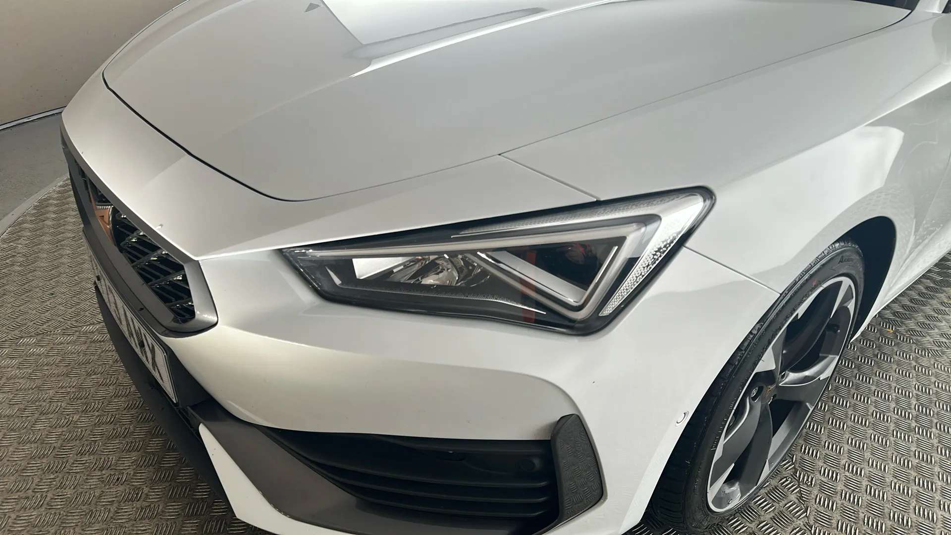 2023 CUPRA LEON 2023 CUPRA LEON