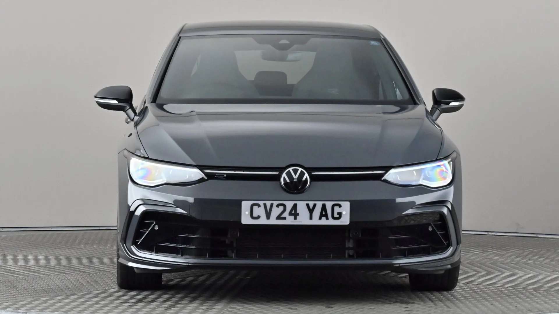 A 2024 VOLKSWAGEN GOLF 2.0 TSI 190 Black Edition 4Motion DSG A 2024 VOLKSWAGEN GOLF 2.0 TSI 190 Black Edition 4Motion DSG