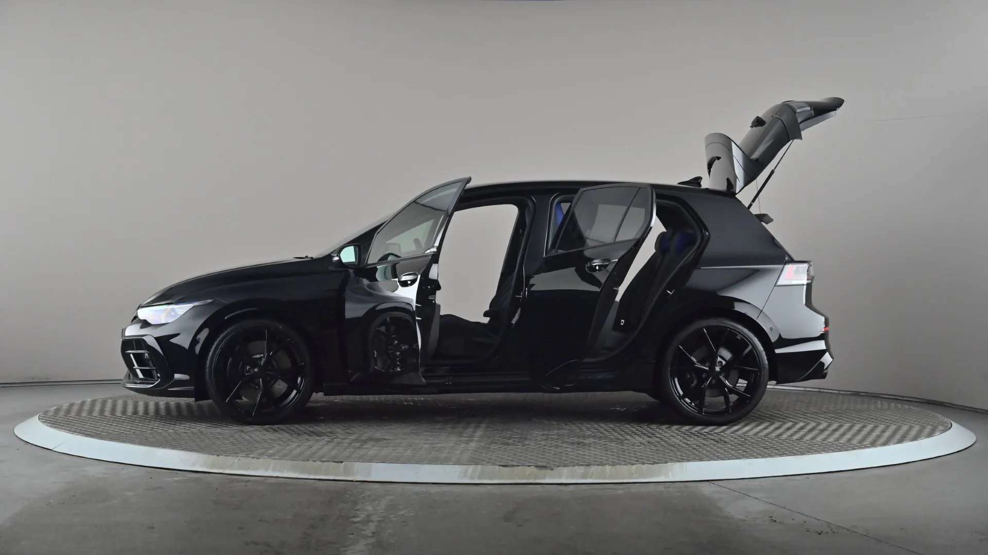 2025 VOLKSWAGEN GOLF 2025 VOLKSWAGEN GOLF