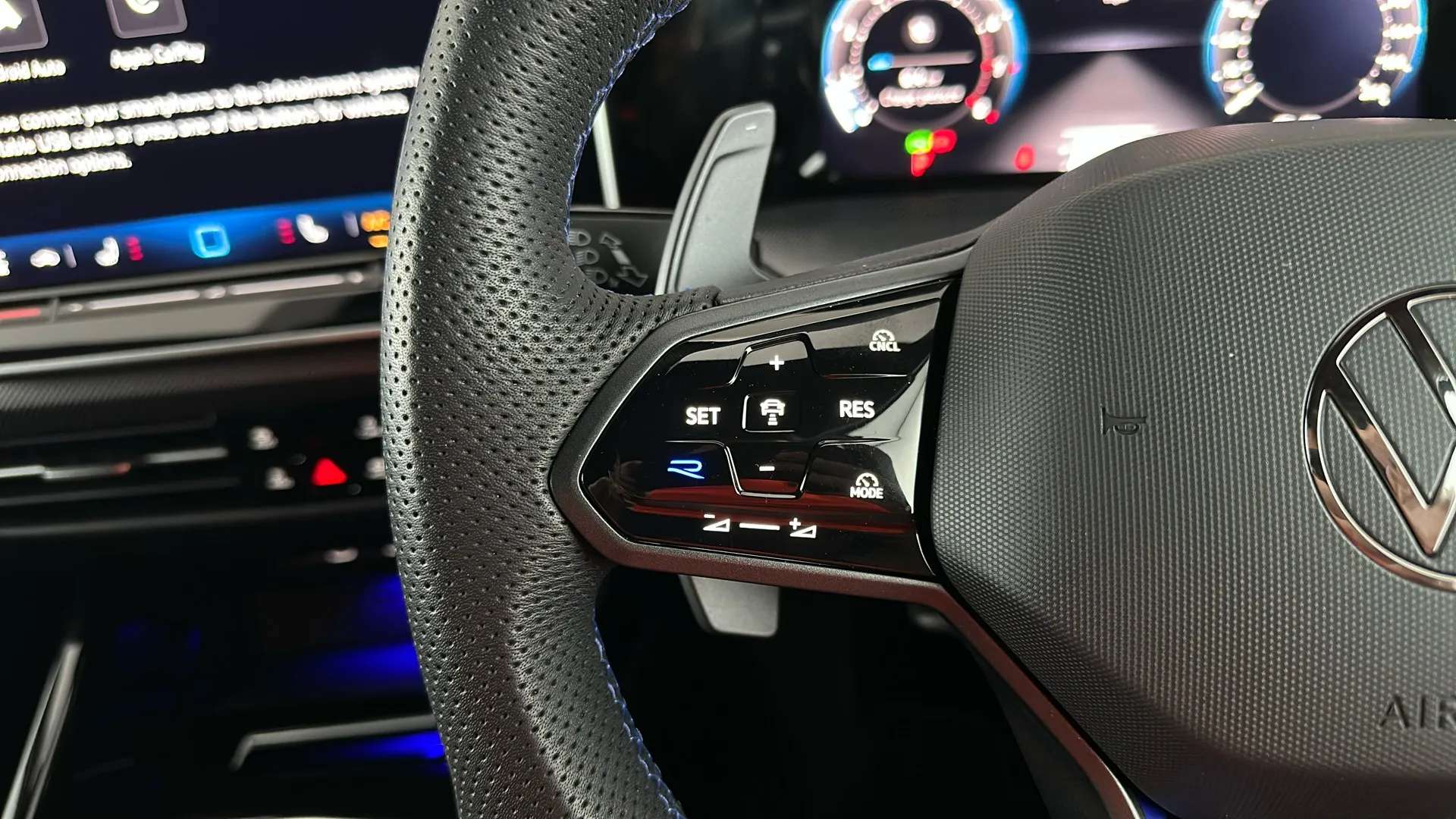 2025 VOLKSWAGEN GOLF 2025 VOLKSWAGEN GOLF