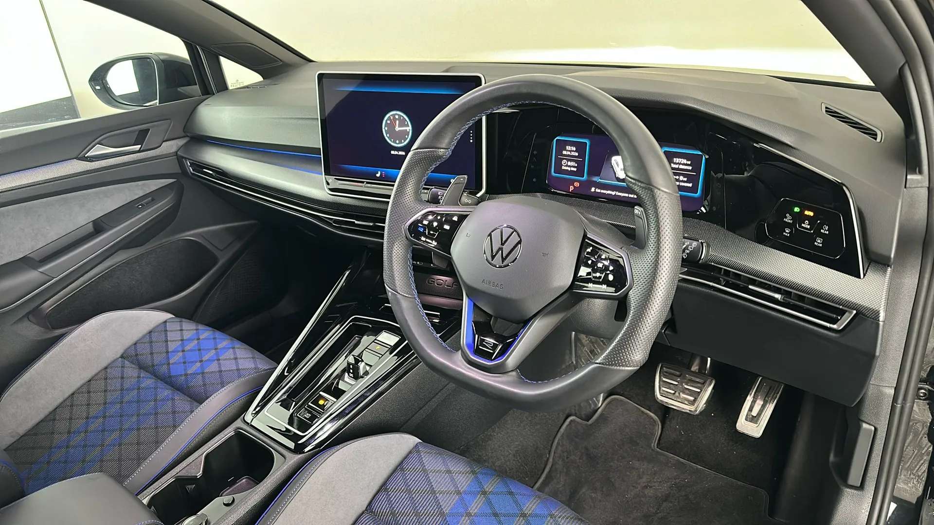 2025 VOLKSWAGEN GOLF 2025 VOLKSWAGEN GOLF