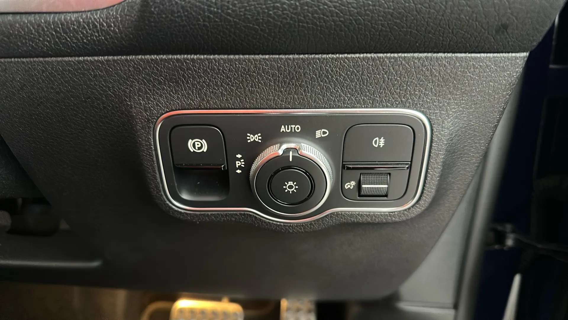 2025 MERCEDES-BENZ EQB 2025 MERCEDES-BENZ EQB